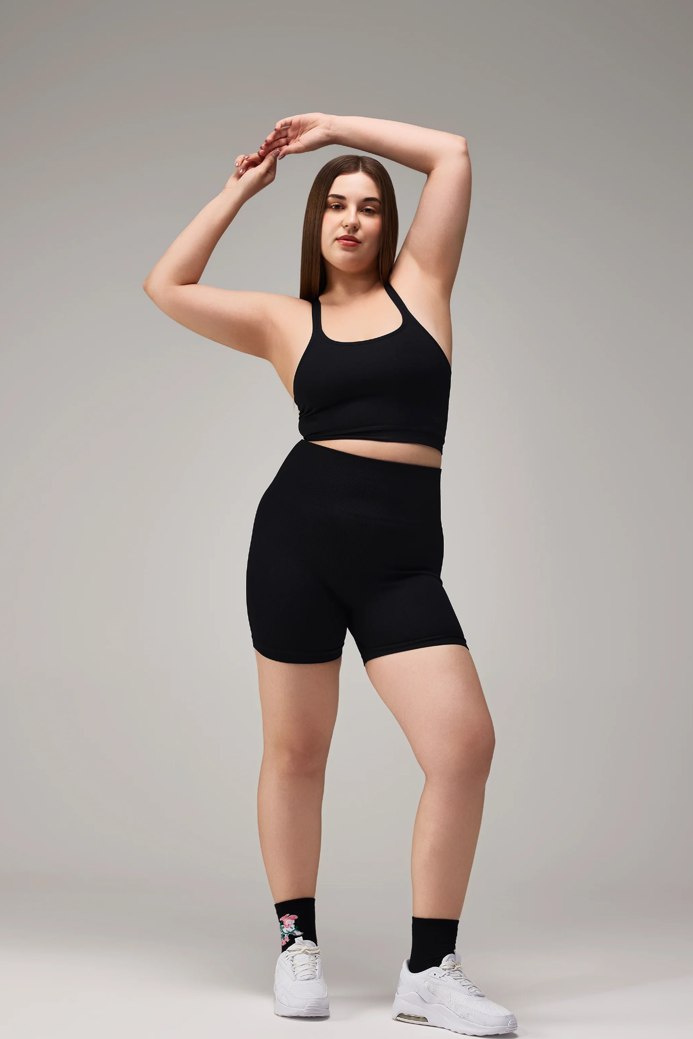 SEAMLESS BIKER SHORTS - BLACK