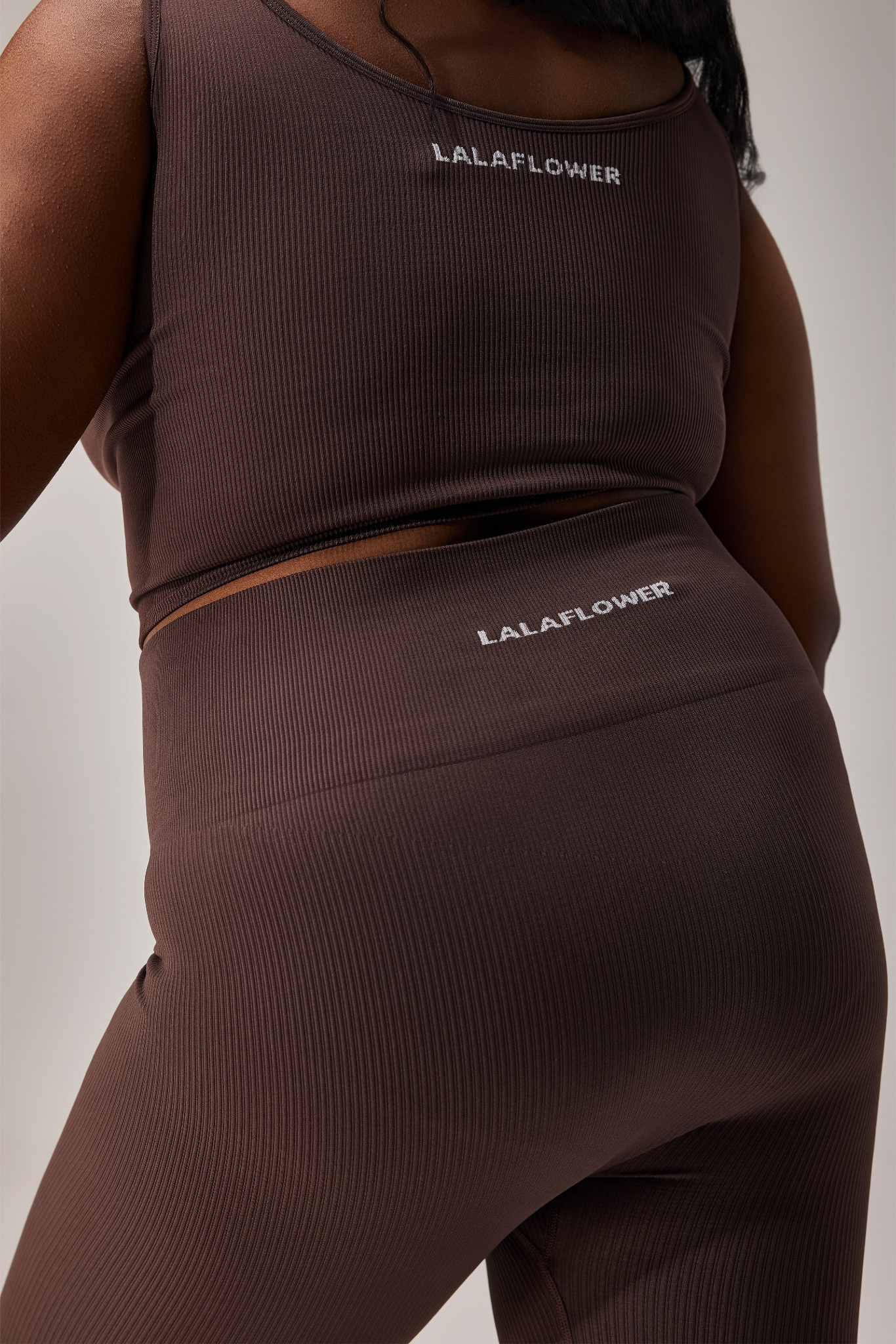 SEAMLESS LEGGINGS - COFFEE