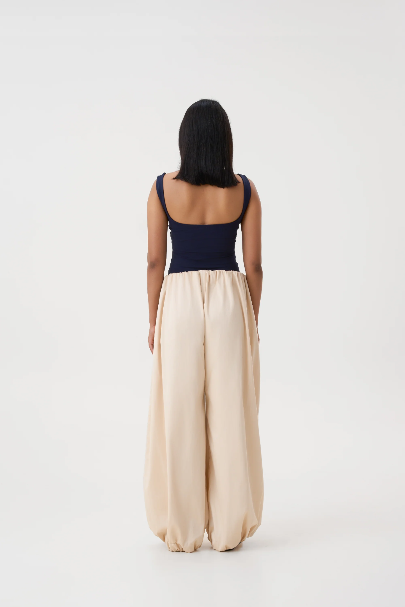 VERA GATHERED PANTS - BEIGE