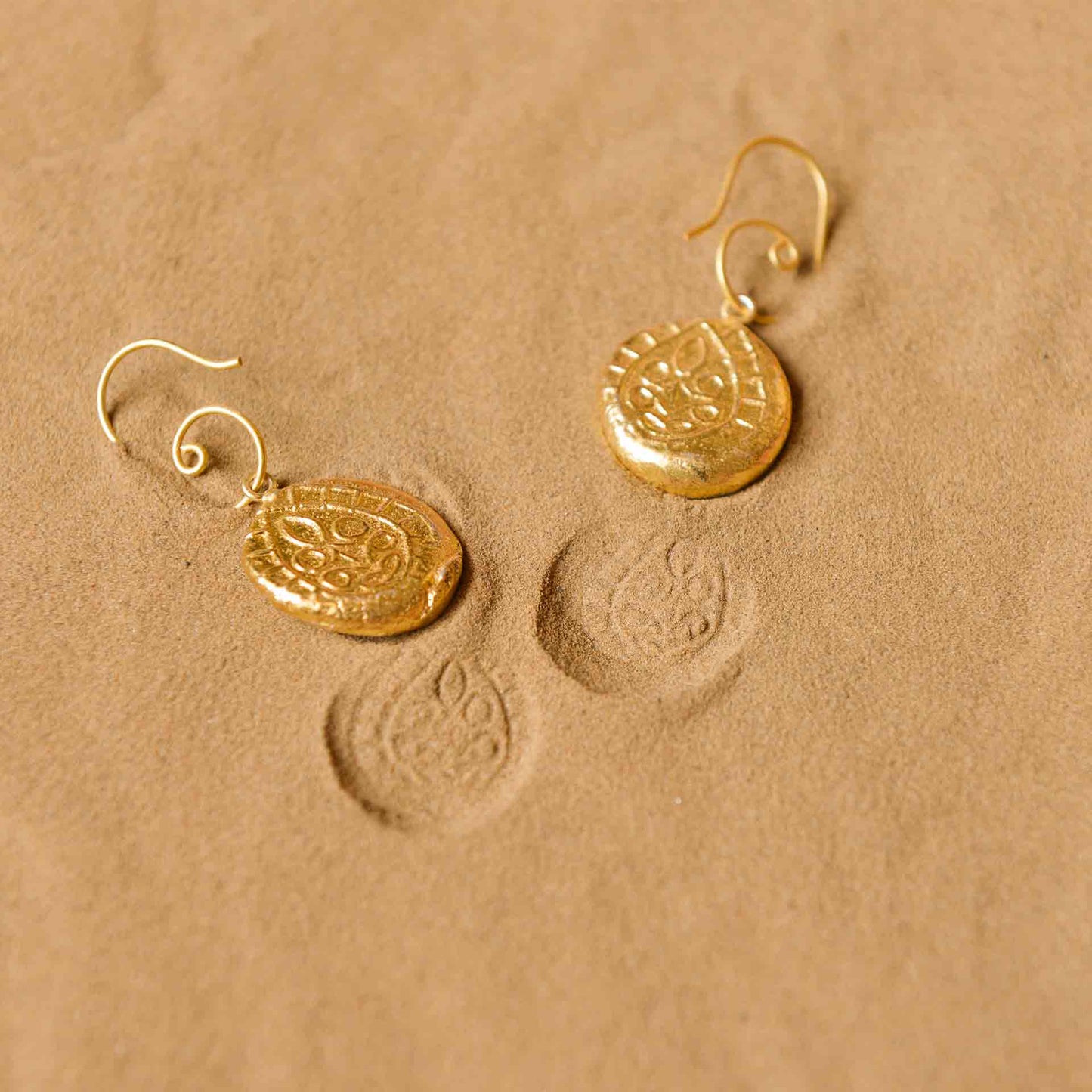 Fossil Dangler 3