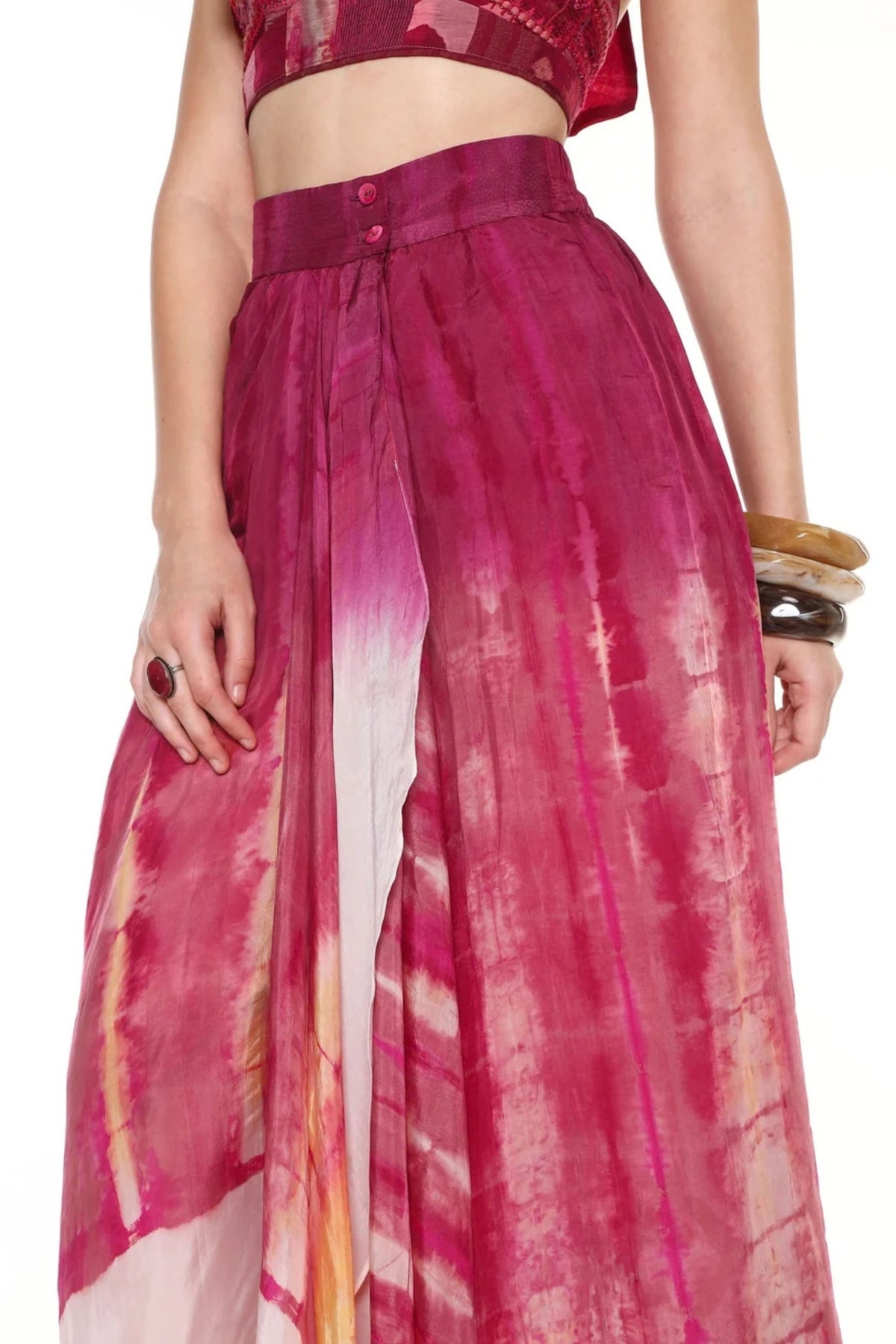 SCLERA SKIRT