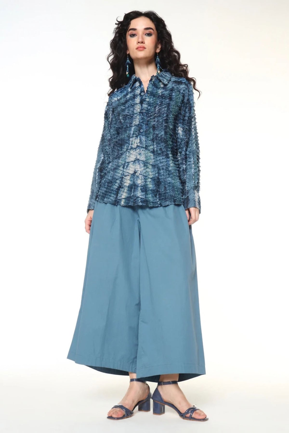 PETUNIA UNISEX SHIRT