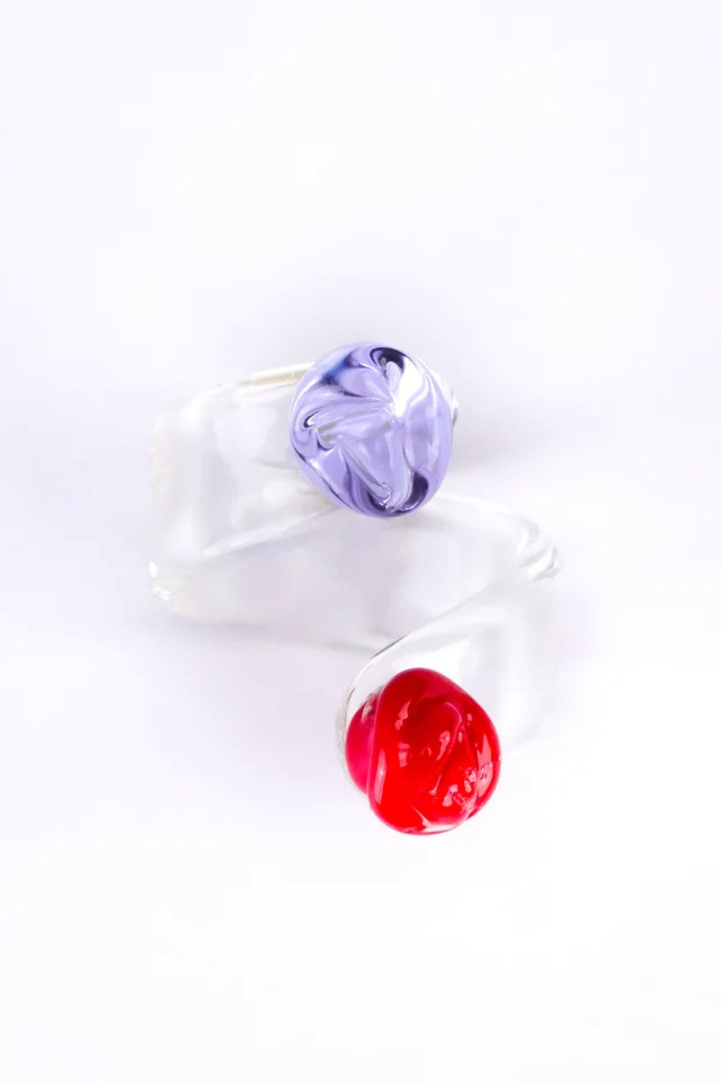The Twisted Rose Ring (red and pink)