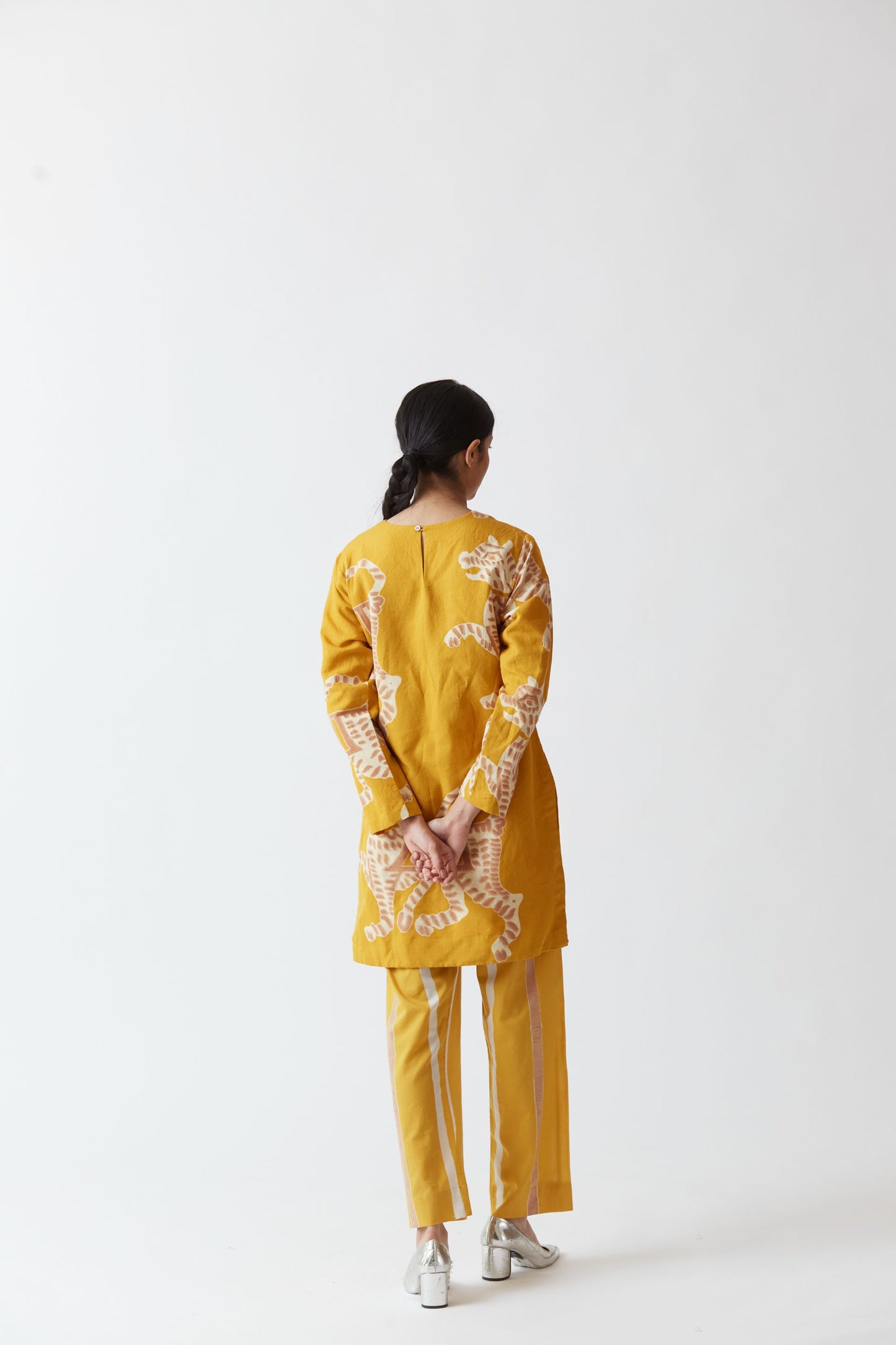 SHERNI KURTA SET (YELLOW)