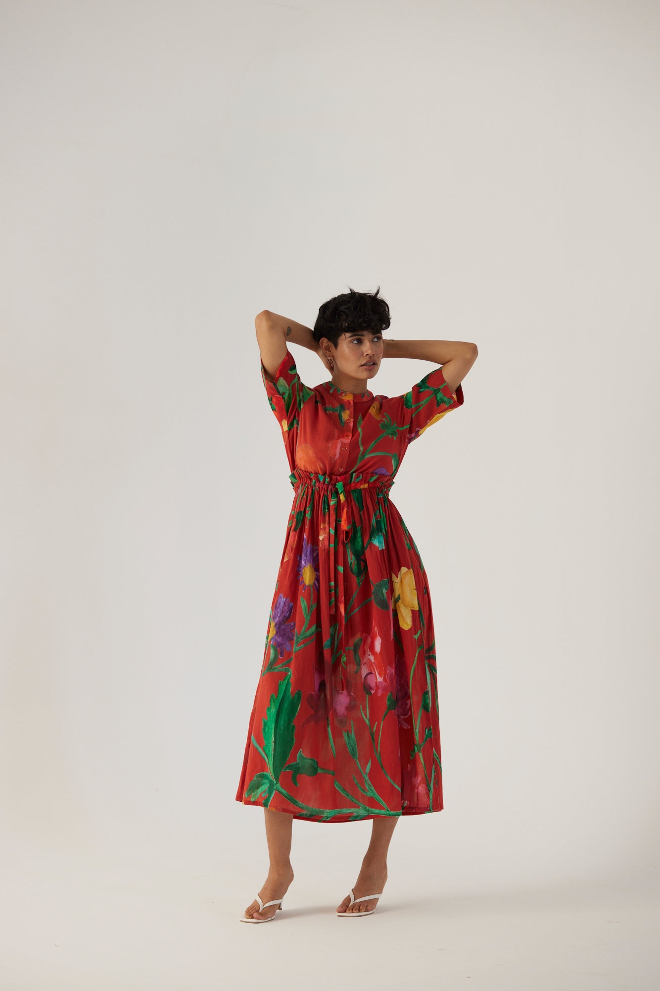 BIG BOTANICAL RED GATHERED DRESS