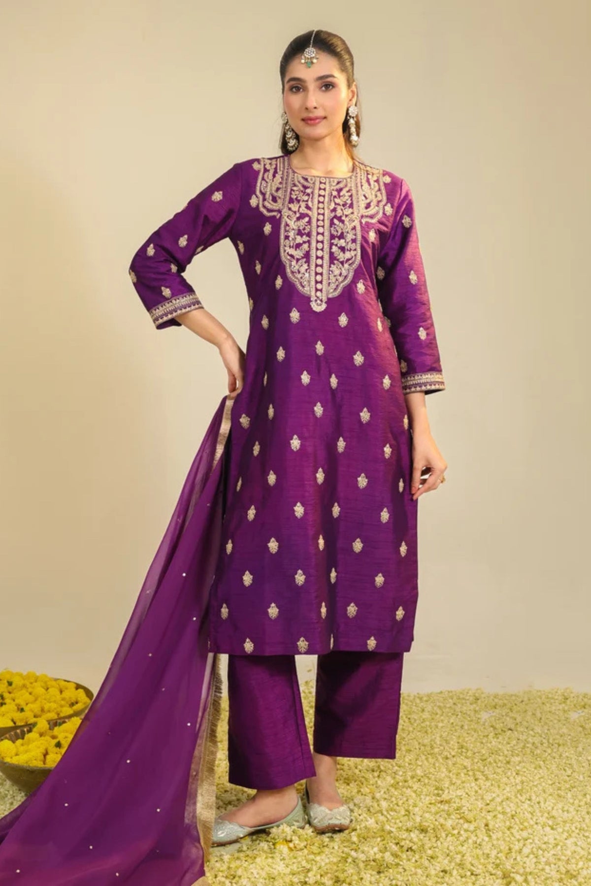 Purple Muktalif Kurta Set