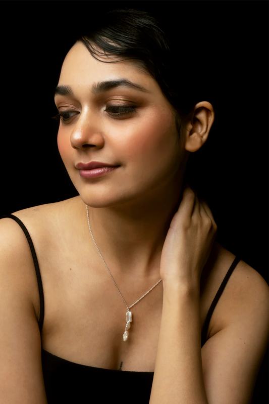 Padma 3 pearls in one pendant necklace