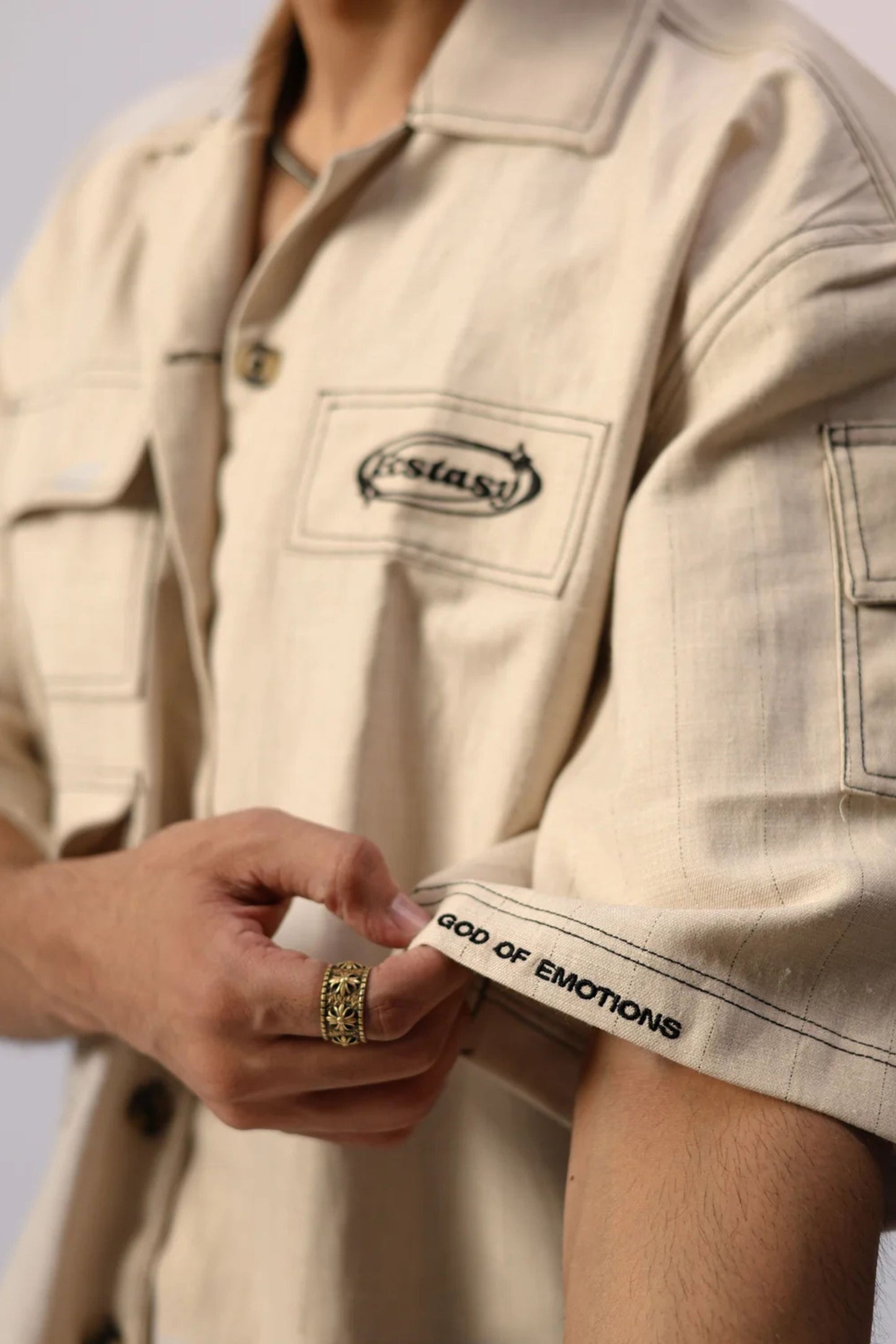 MOMENTOS CROPPED BOWLING SHIRT