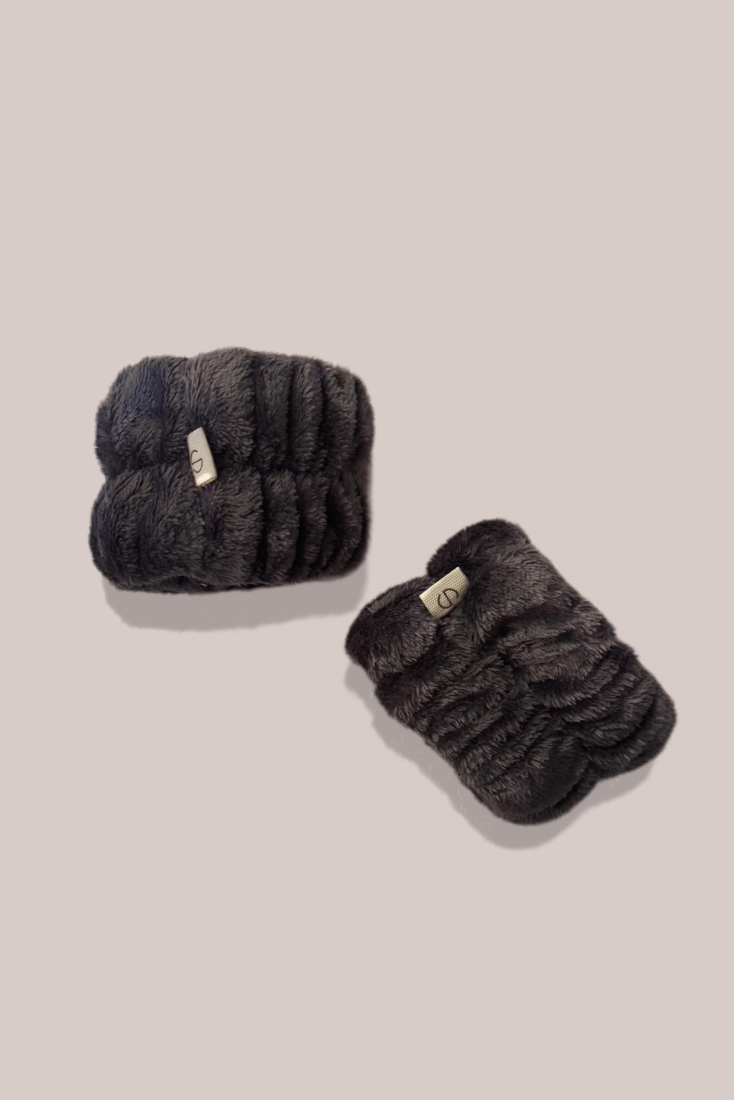 CLOUD CLEANSING CUFFS