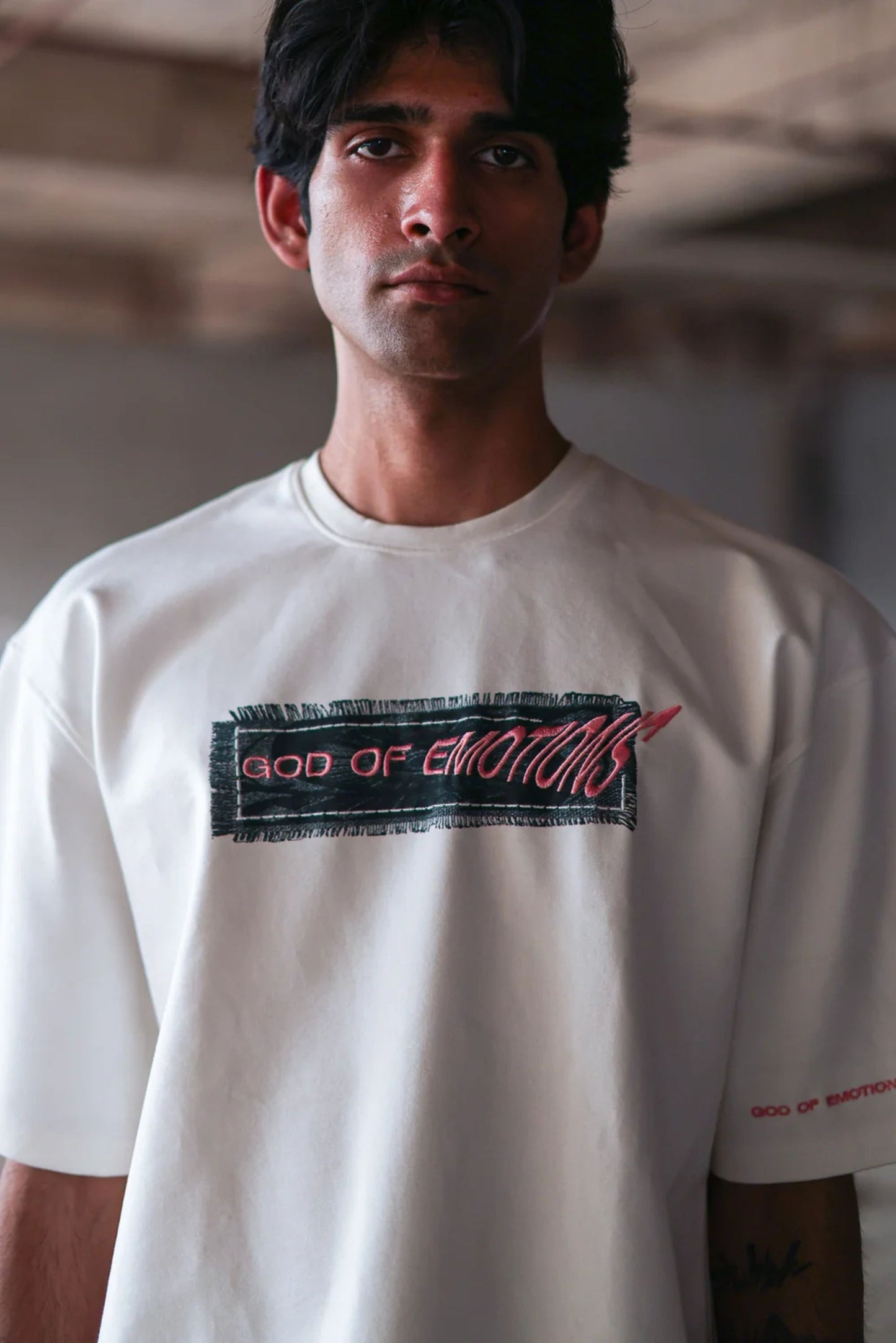 OVERLAP BOXY FIT TEE
