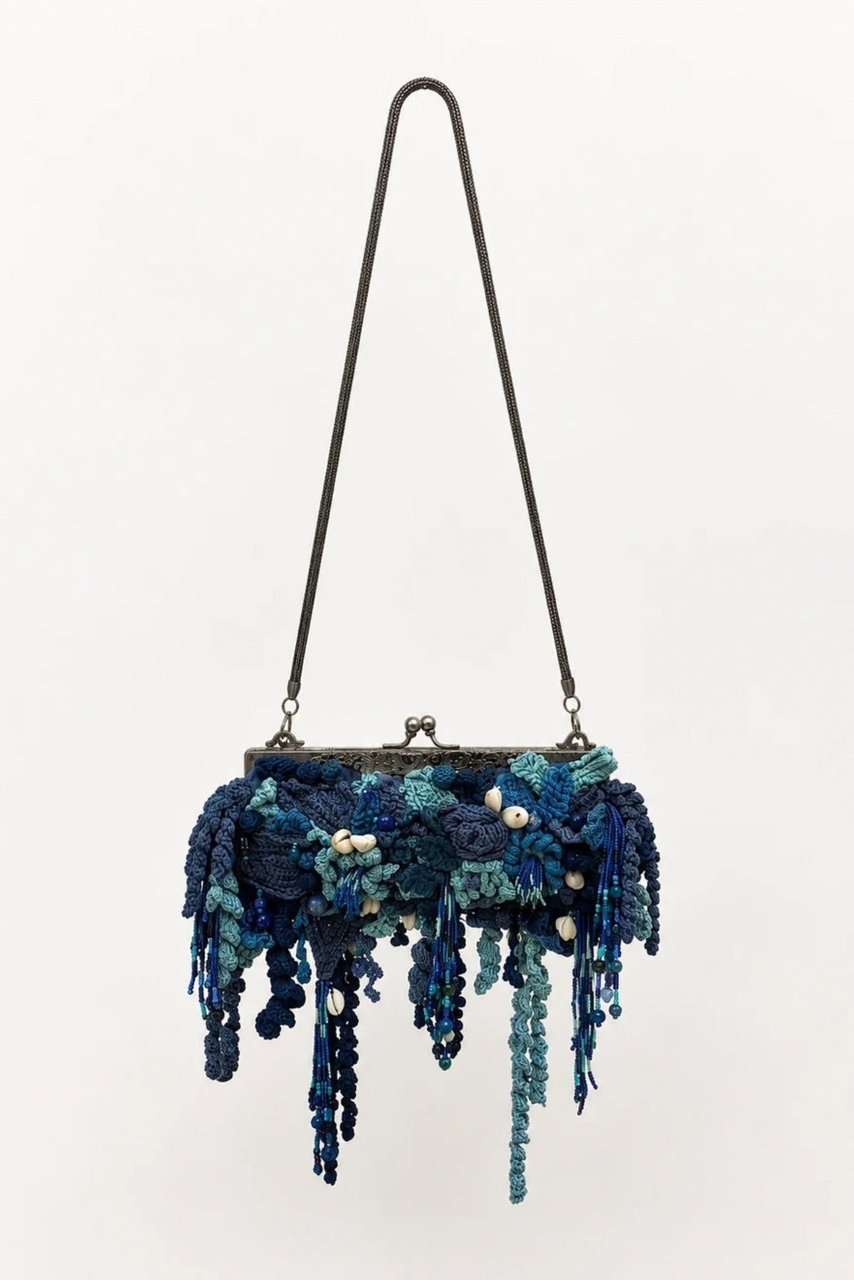 ORION ANTIQUE CLUTCH