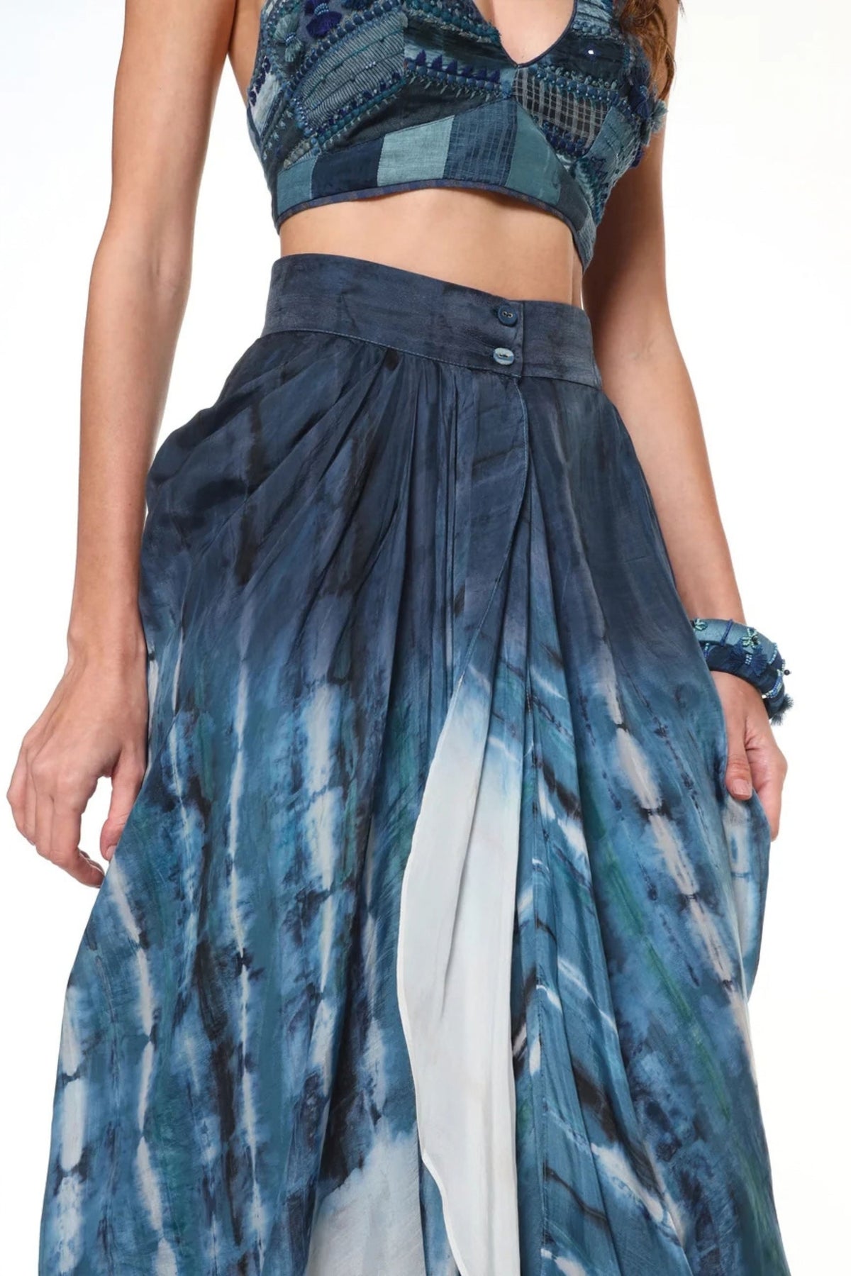 SCLERA SKIRT
