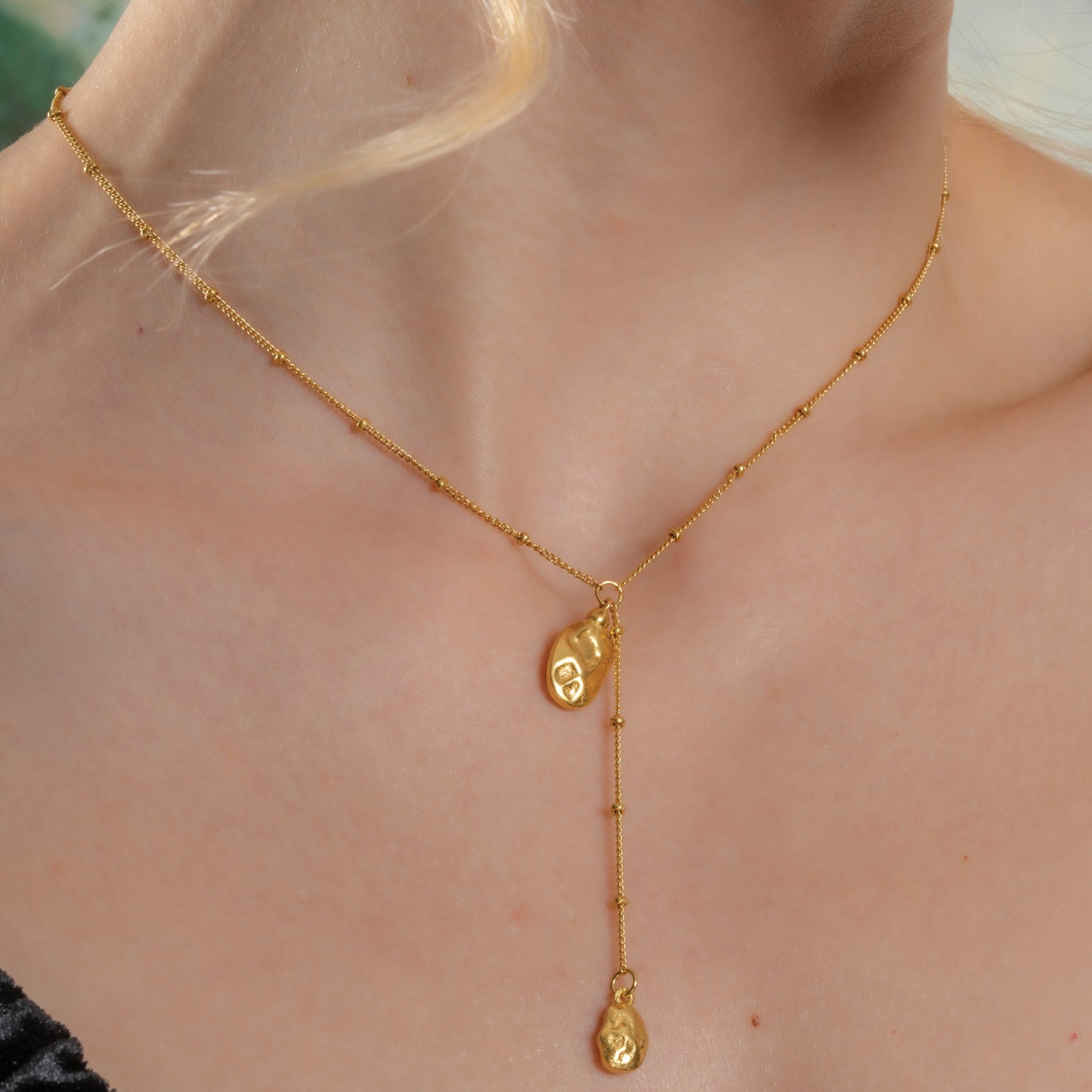 Molten Solid Drop Charm Necklace