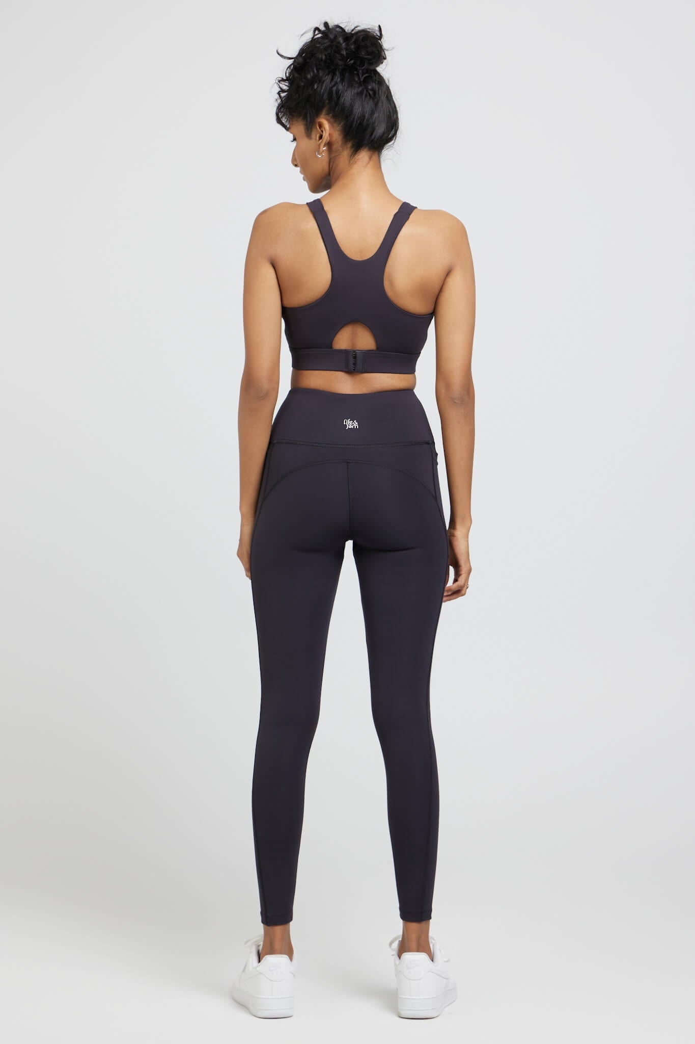 Back Hooks Freedom Sports Bra and Leggings - Charcoal