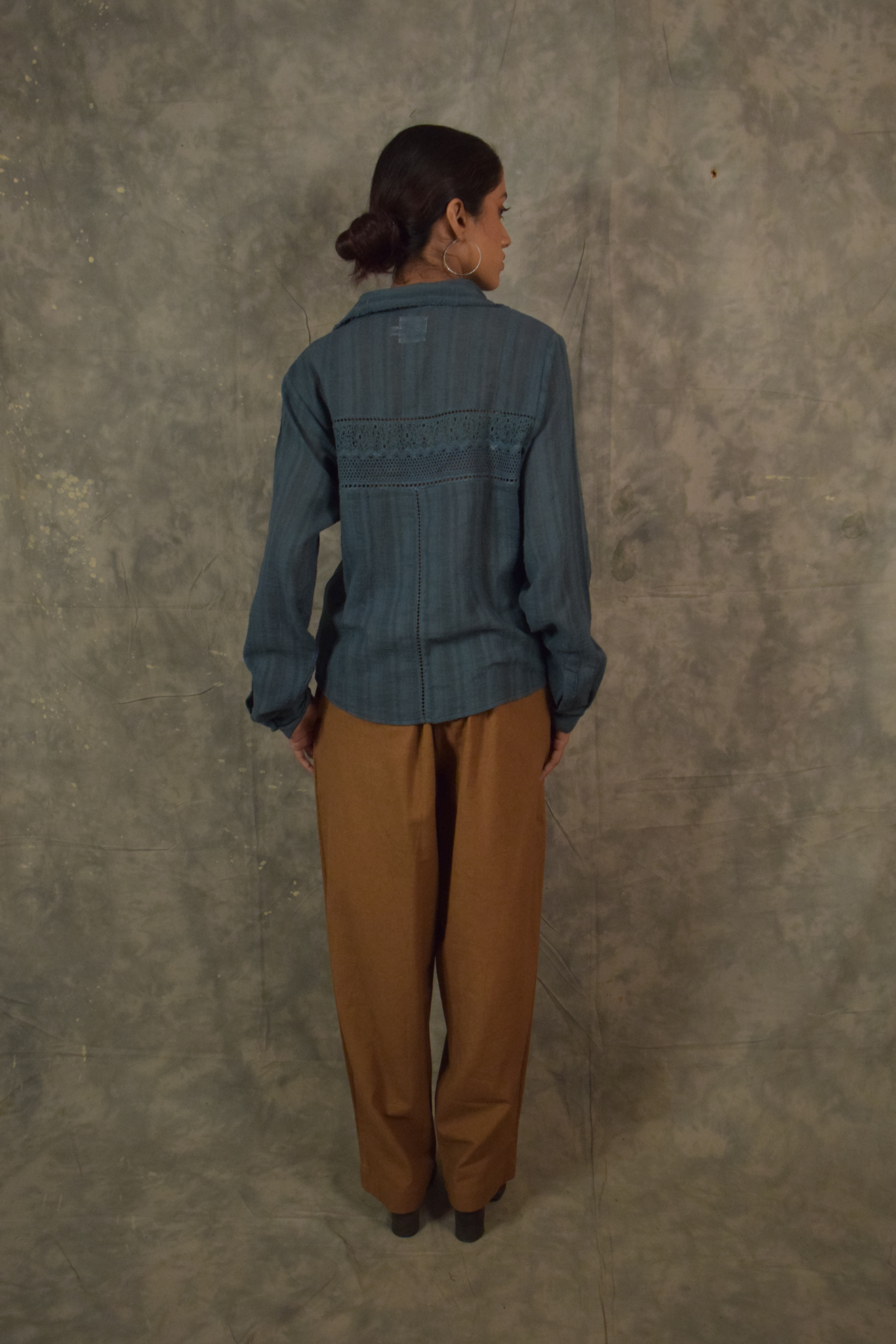 Aakar Shirt - Lapiz