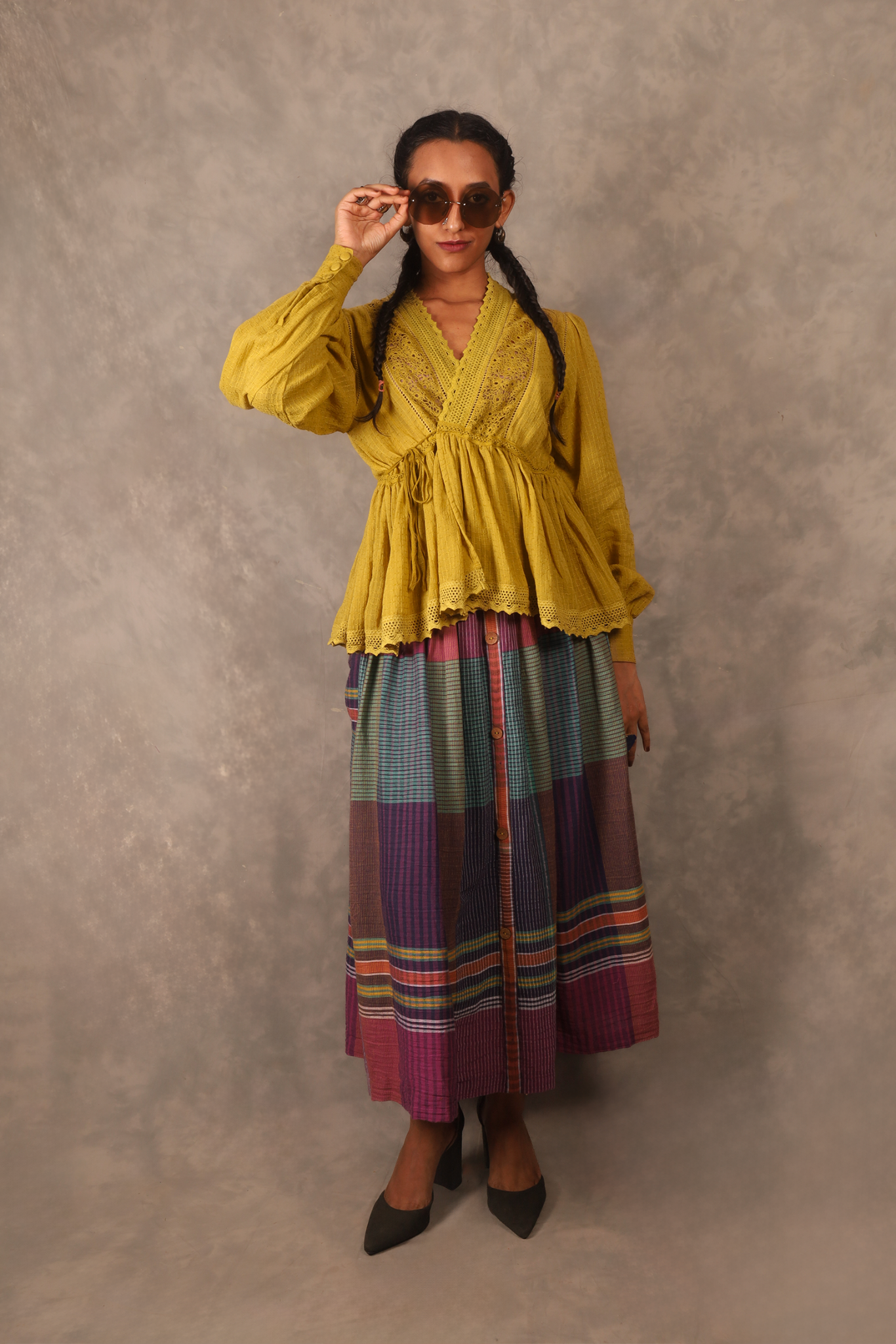 Swirl Top - Golden Rod
