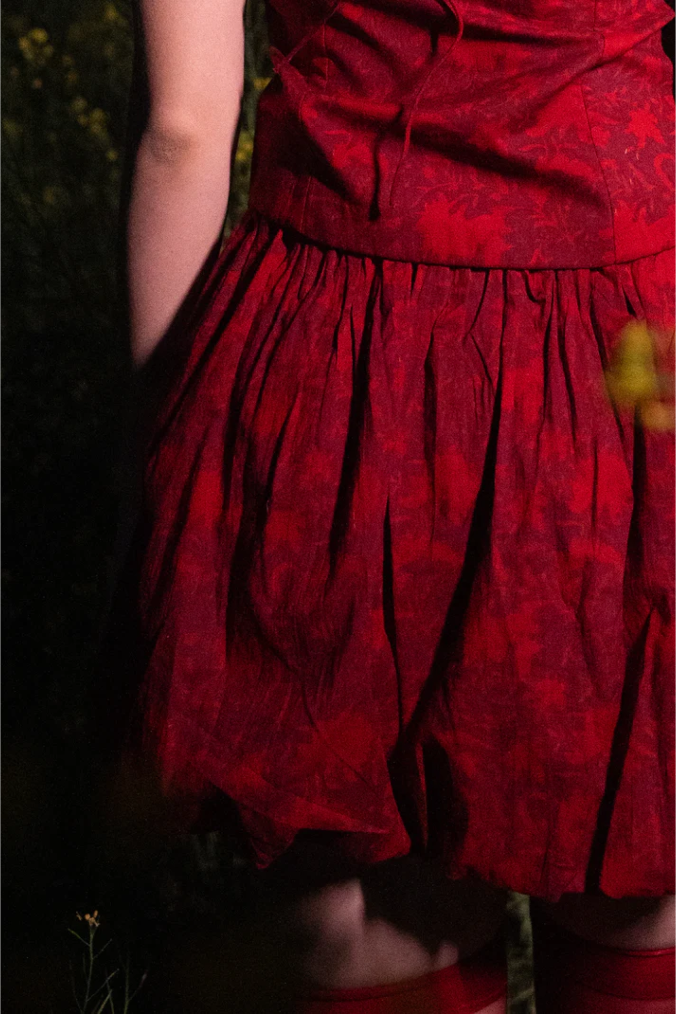 Plume Balloon Skirt - Red