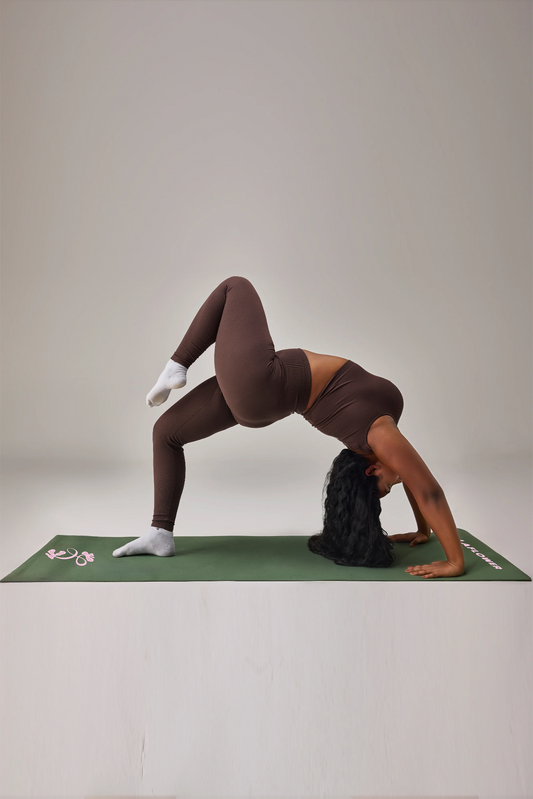 YOGA MAT IN LALA GREEN WITH PINK LOGOS