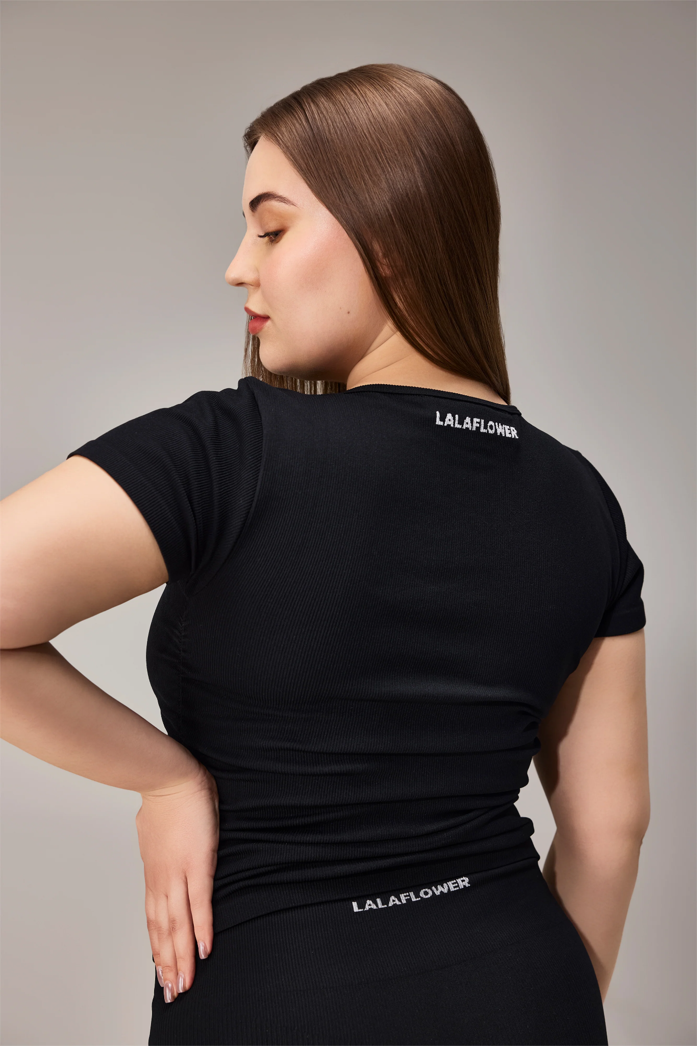 SEAMLESS TSHIRT - BLACK