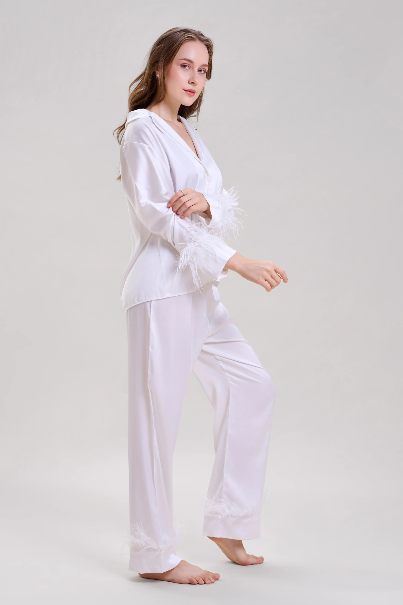 Pearl White Feather Nightsuit