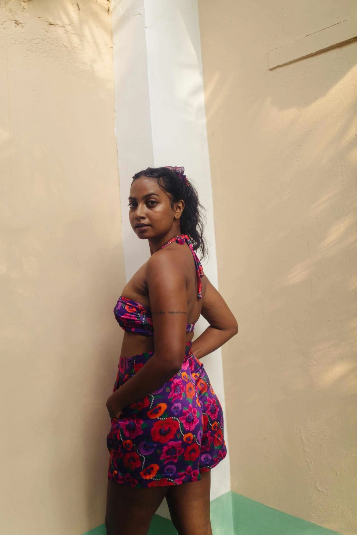 Oriental Poppy High Waist Shorts With Side Pockets