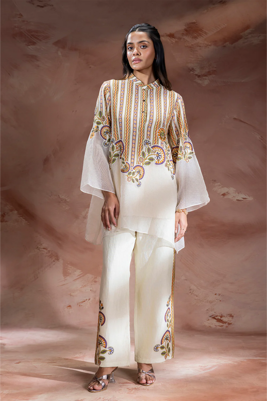 Nooma Embellished Kurta and Pants