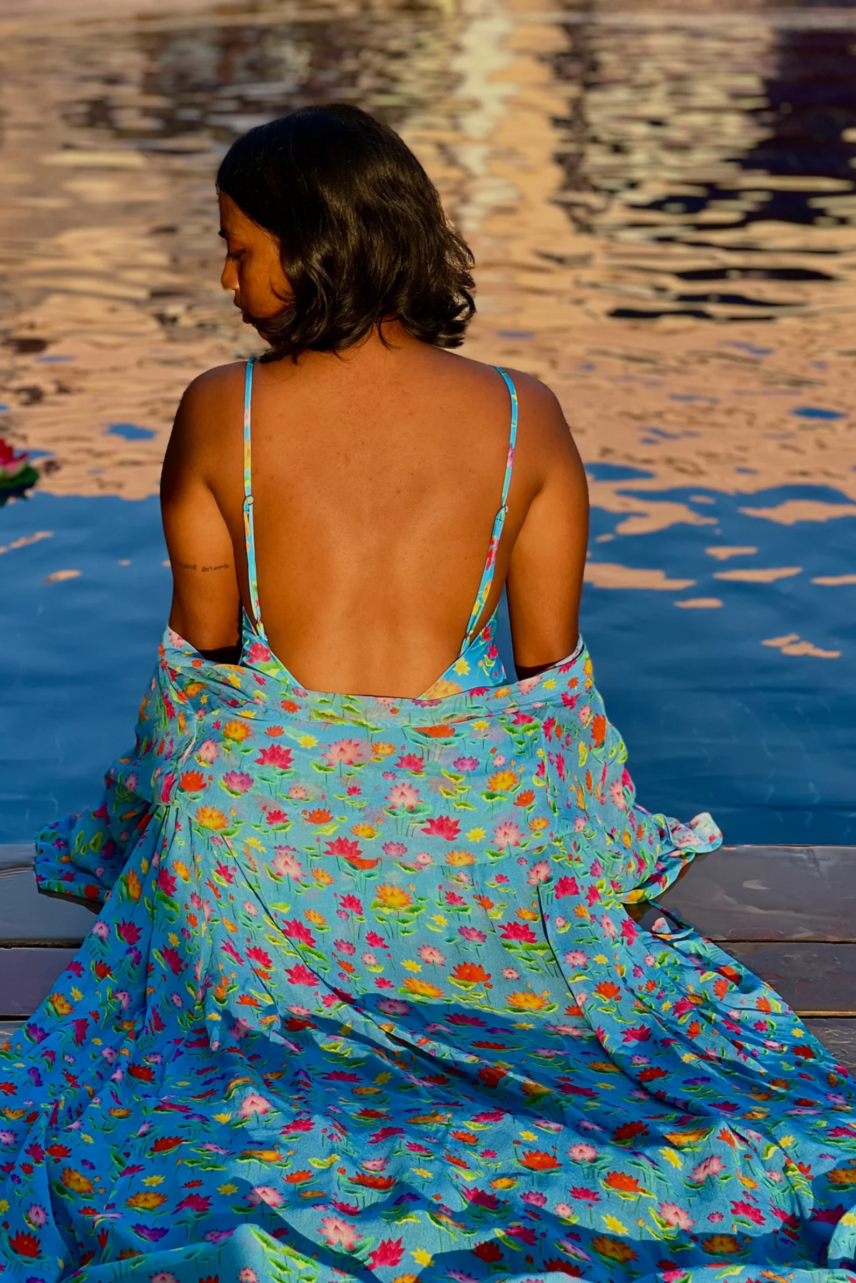 Kaftan with Drawstring Waist - Lotus Pond