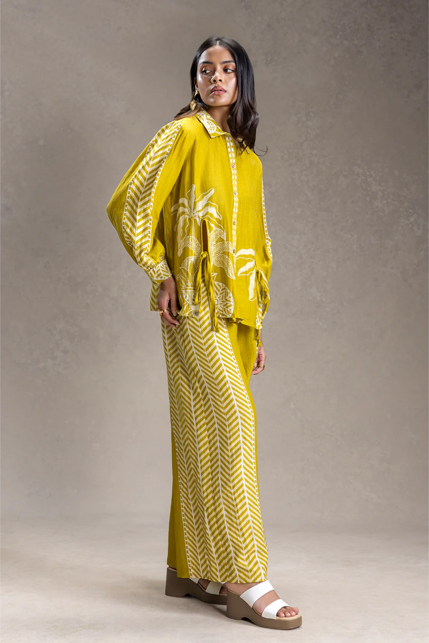 Kyomi Printed Slit-Detail Shirt and Pants