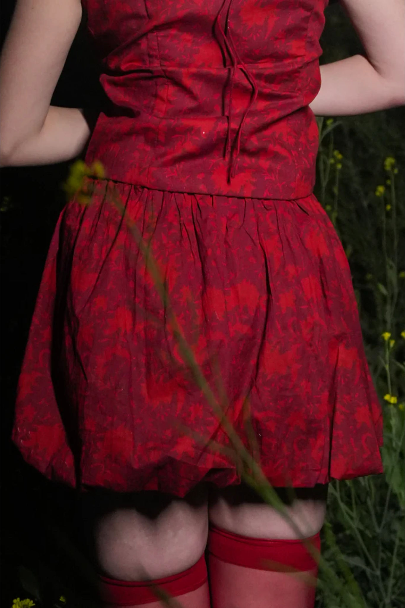 Plume Balloon Skirt - Red