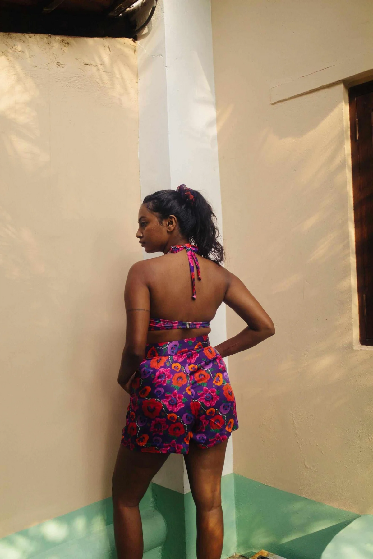 Oriental Poppy High Waist Shorts With Side Pockets