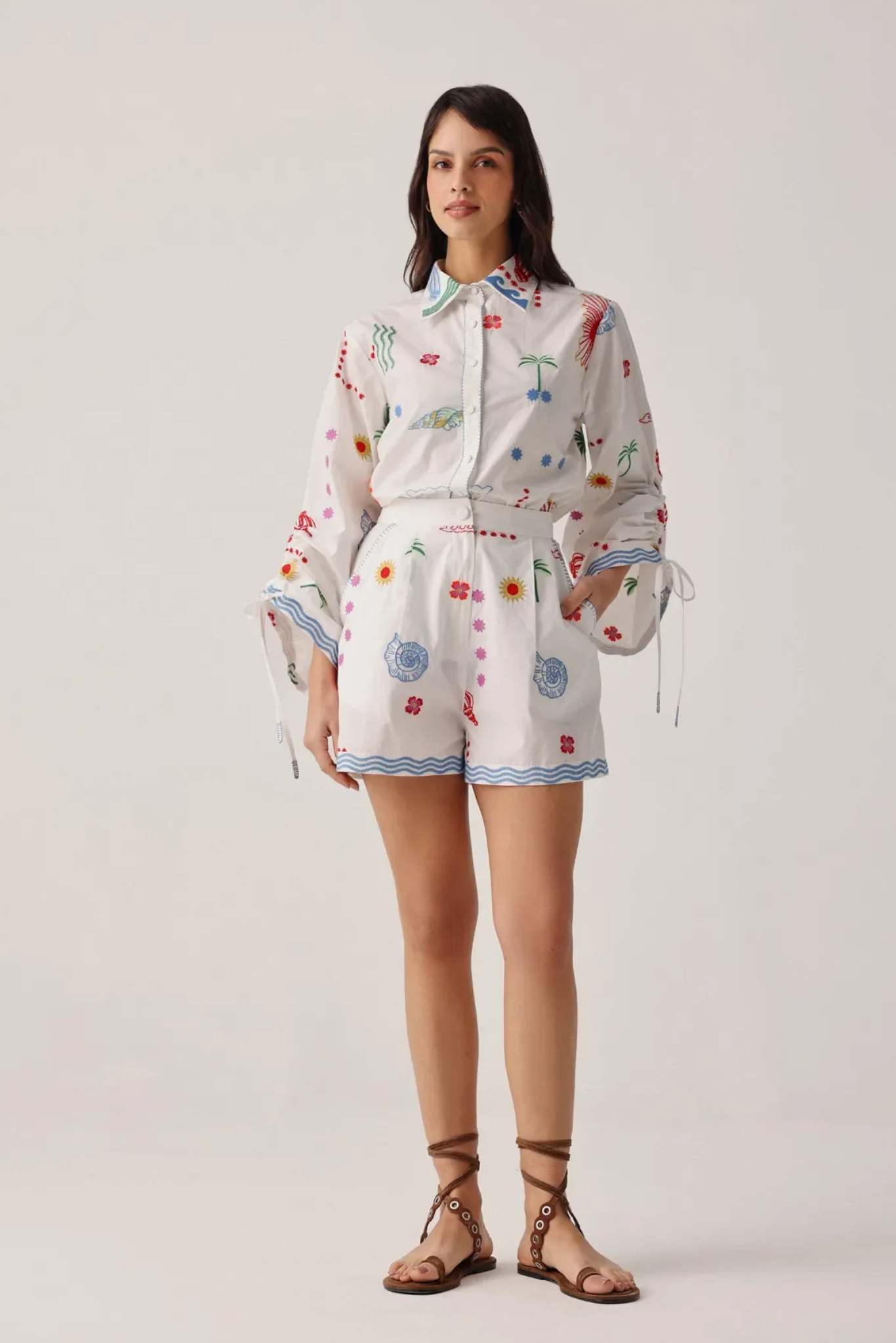 Mia Shorts - Ecru