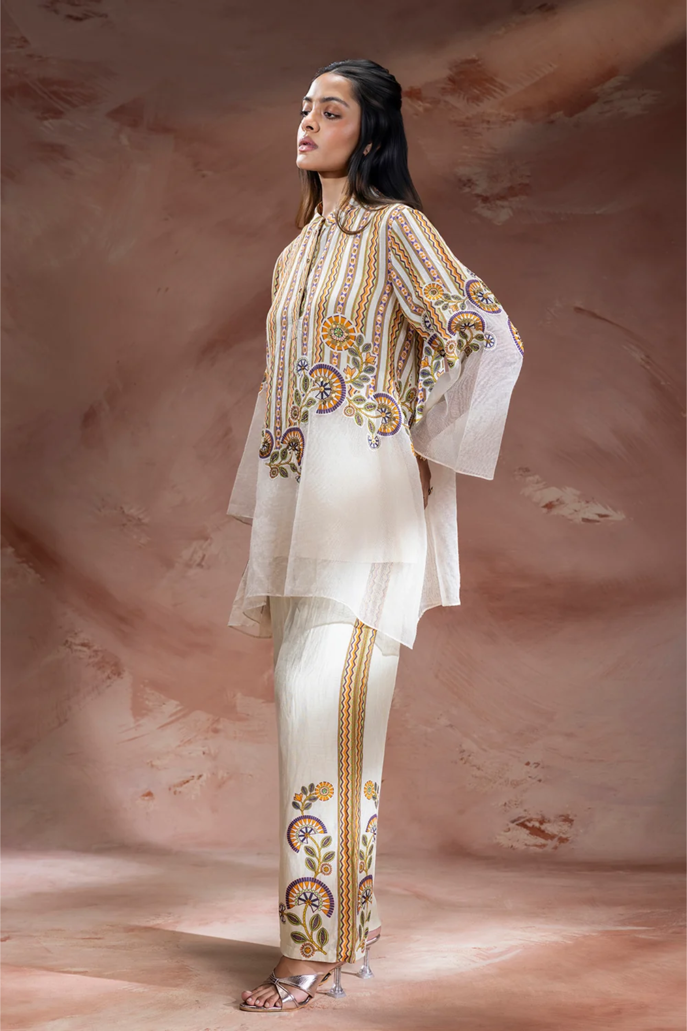 Nooma Embellished Kurta and Pants