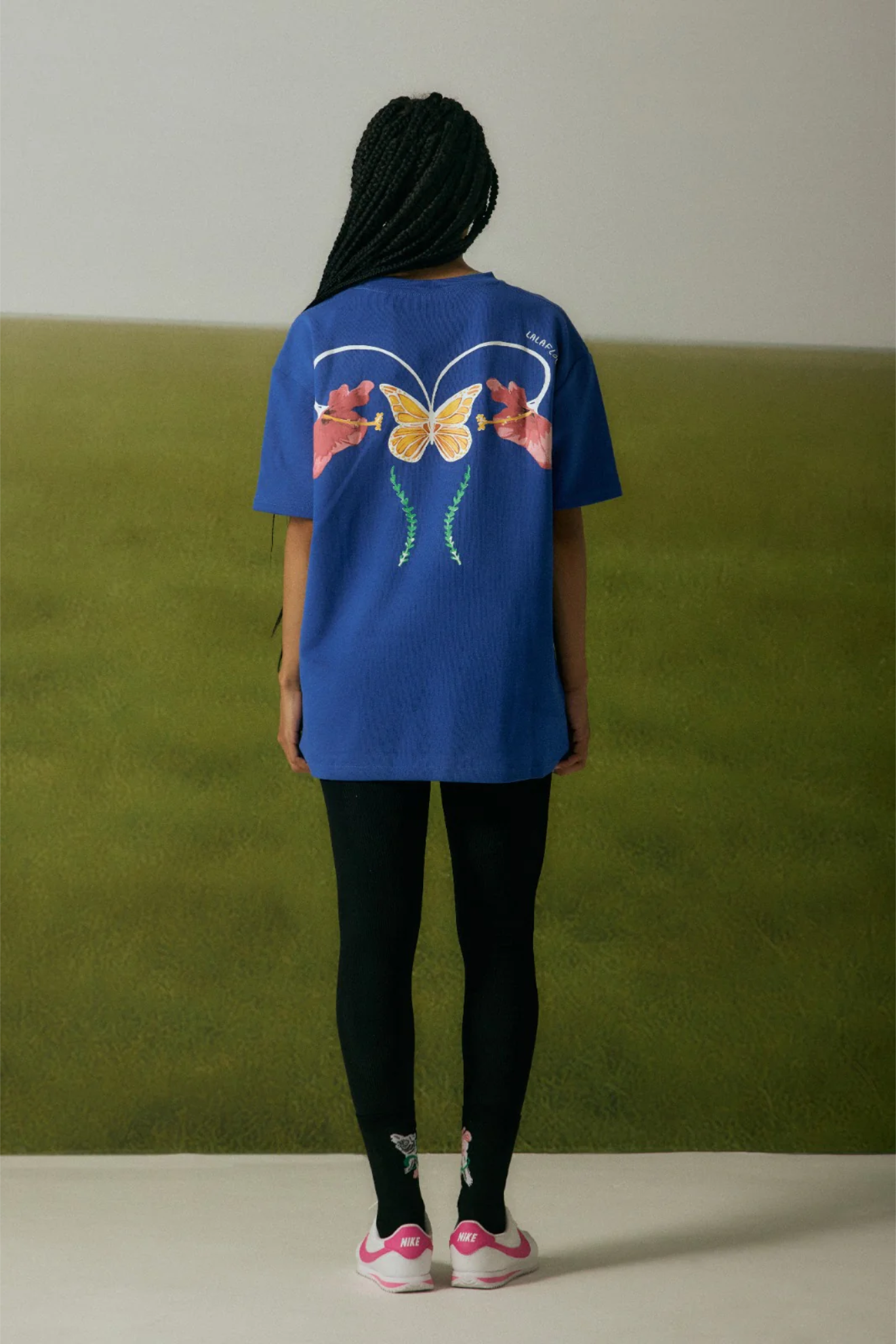 BLUE OVERSIZED T-SHIRT IN THE BUTTERFLY ANATOMY PRINT