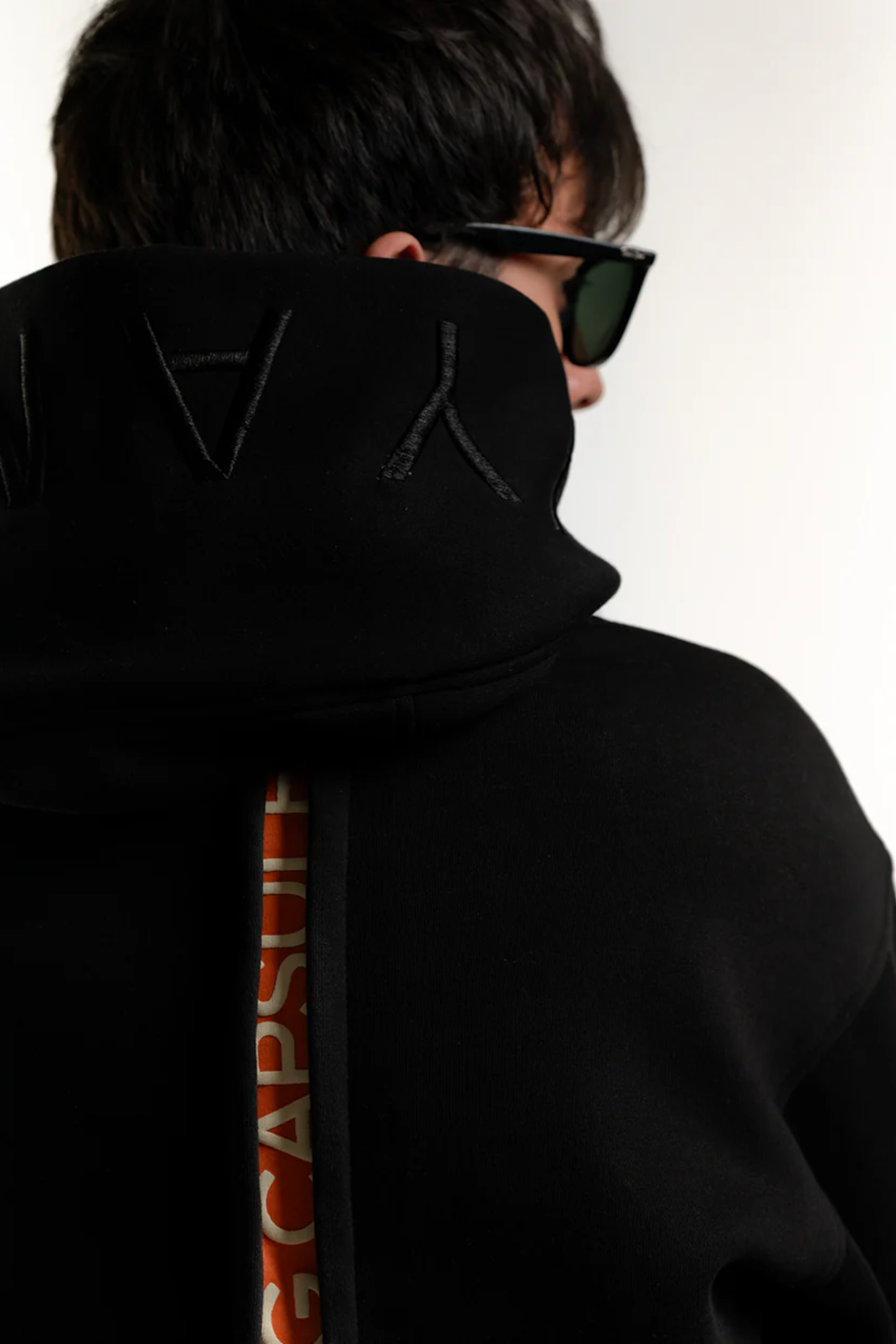 ROLLING DICES HOODIE