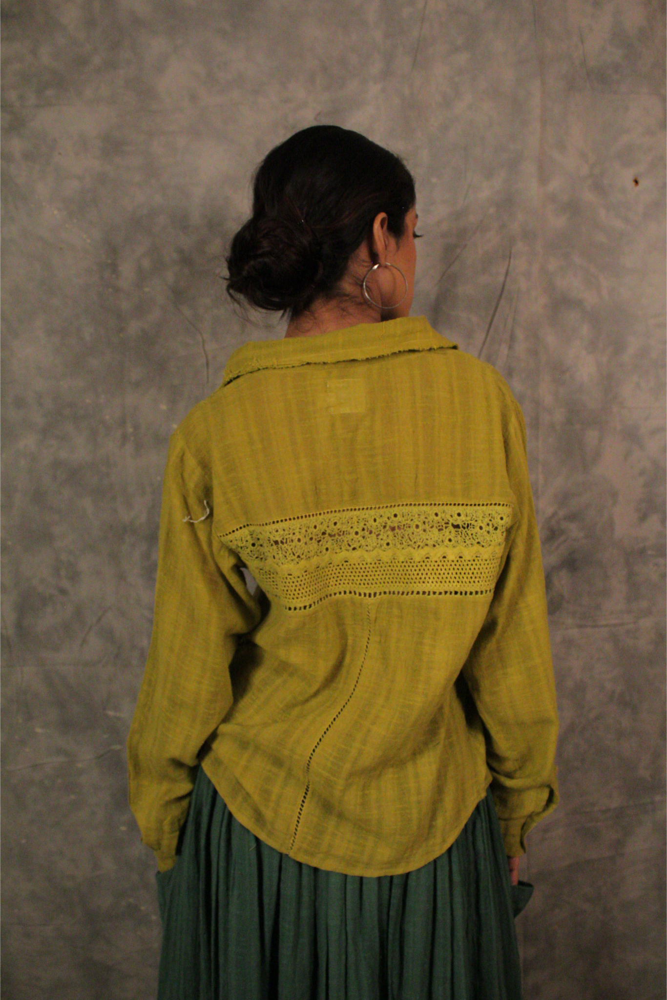 Aakar Shirt - Golden rods