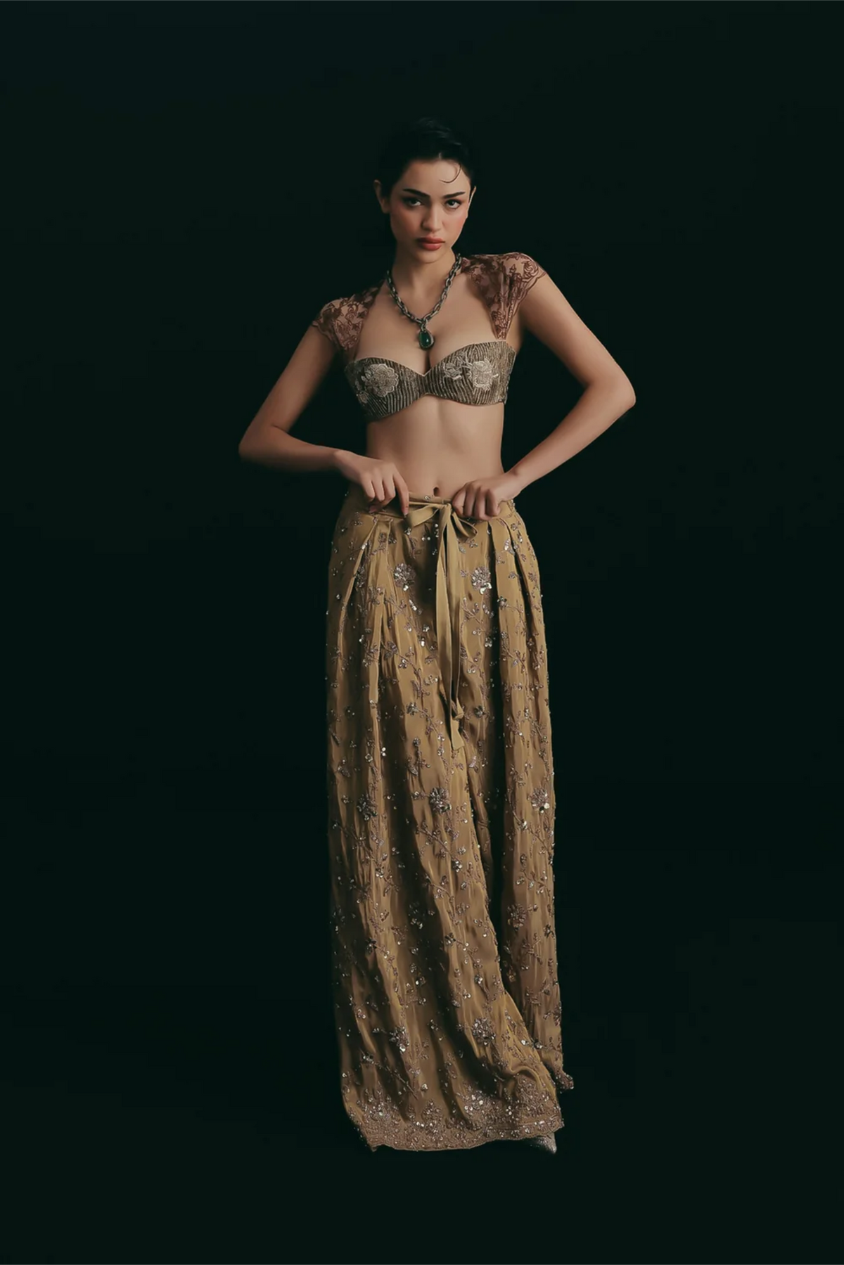Notes of Gold , Hints of Zardosi