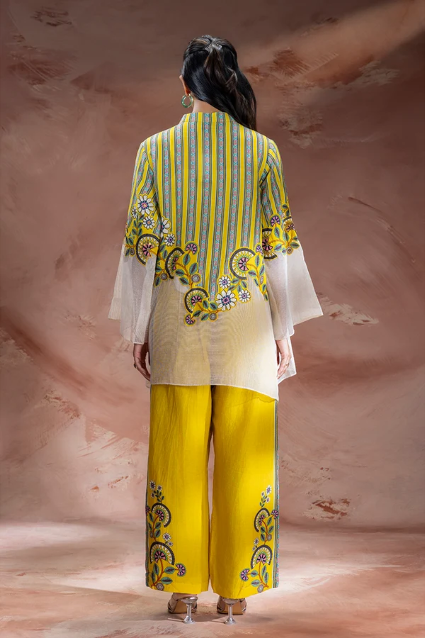 Nooma Embellished Kurta and Pants