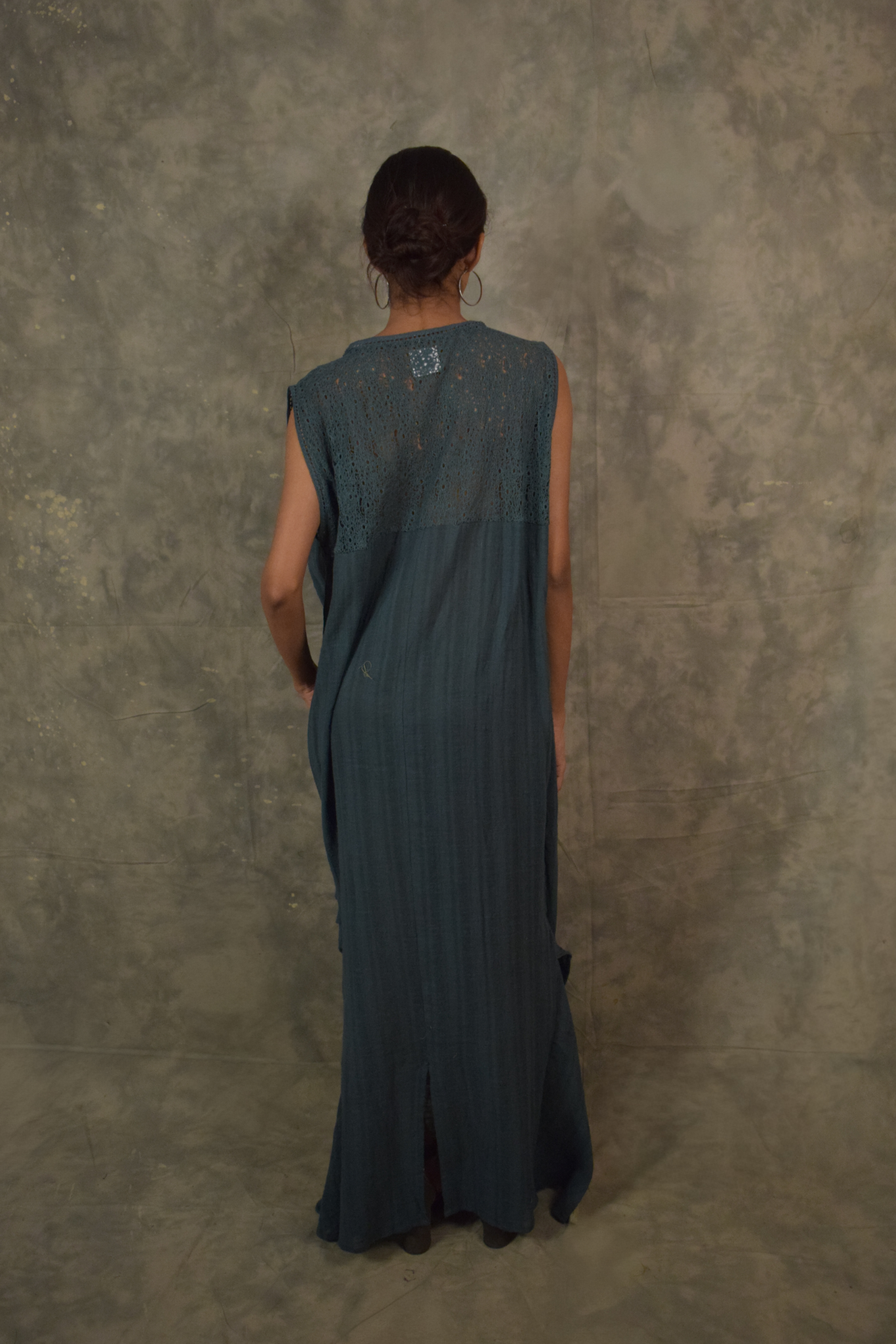 Ithara Dress - Lapiz