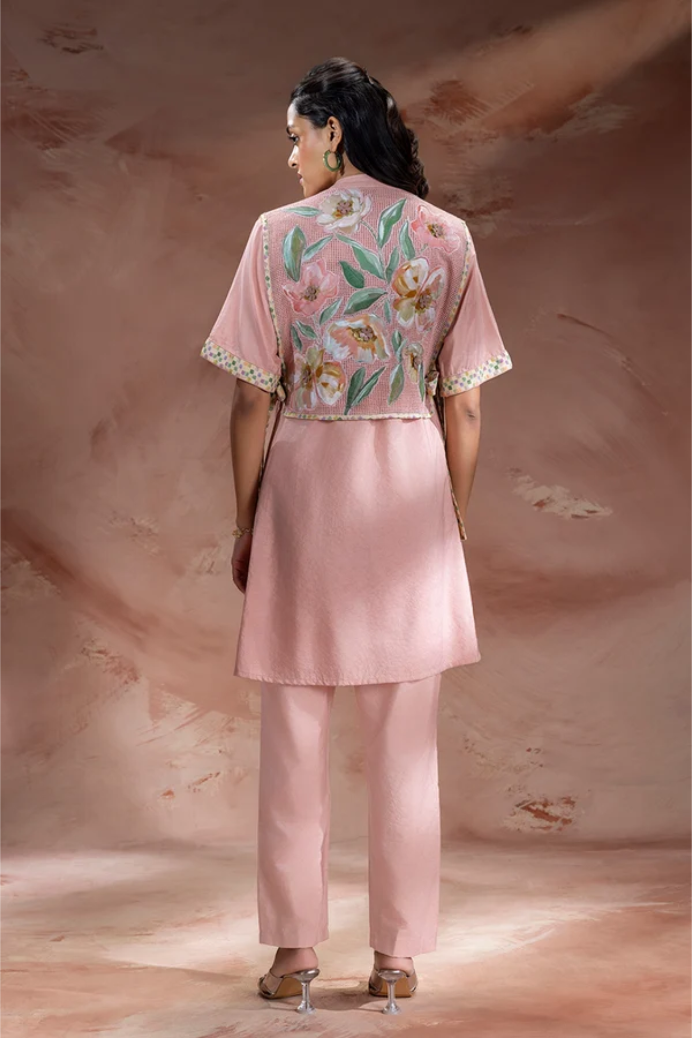 Zeya Appliqué Bib-Detail Kurta and Pants