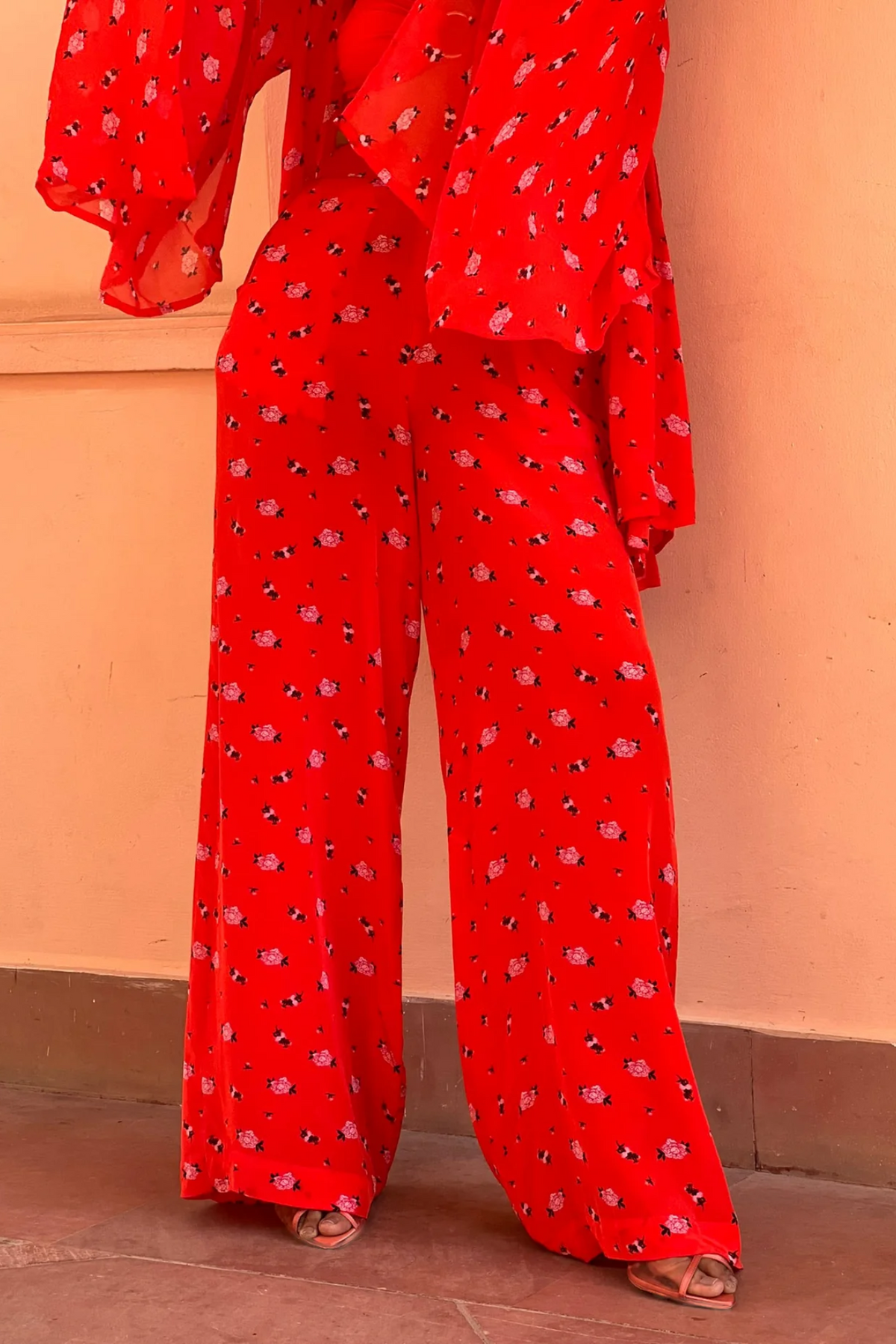 Trousers with Pockets - Carnations