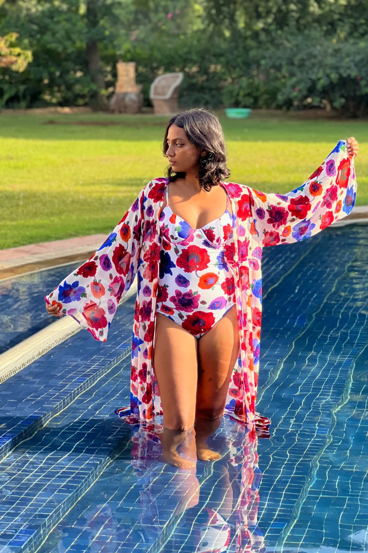 Kaftan with Drawstring Waist - Poppy White
