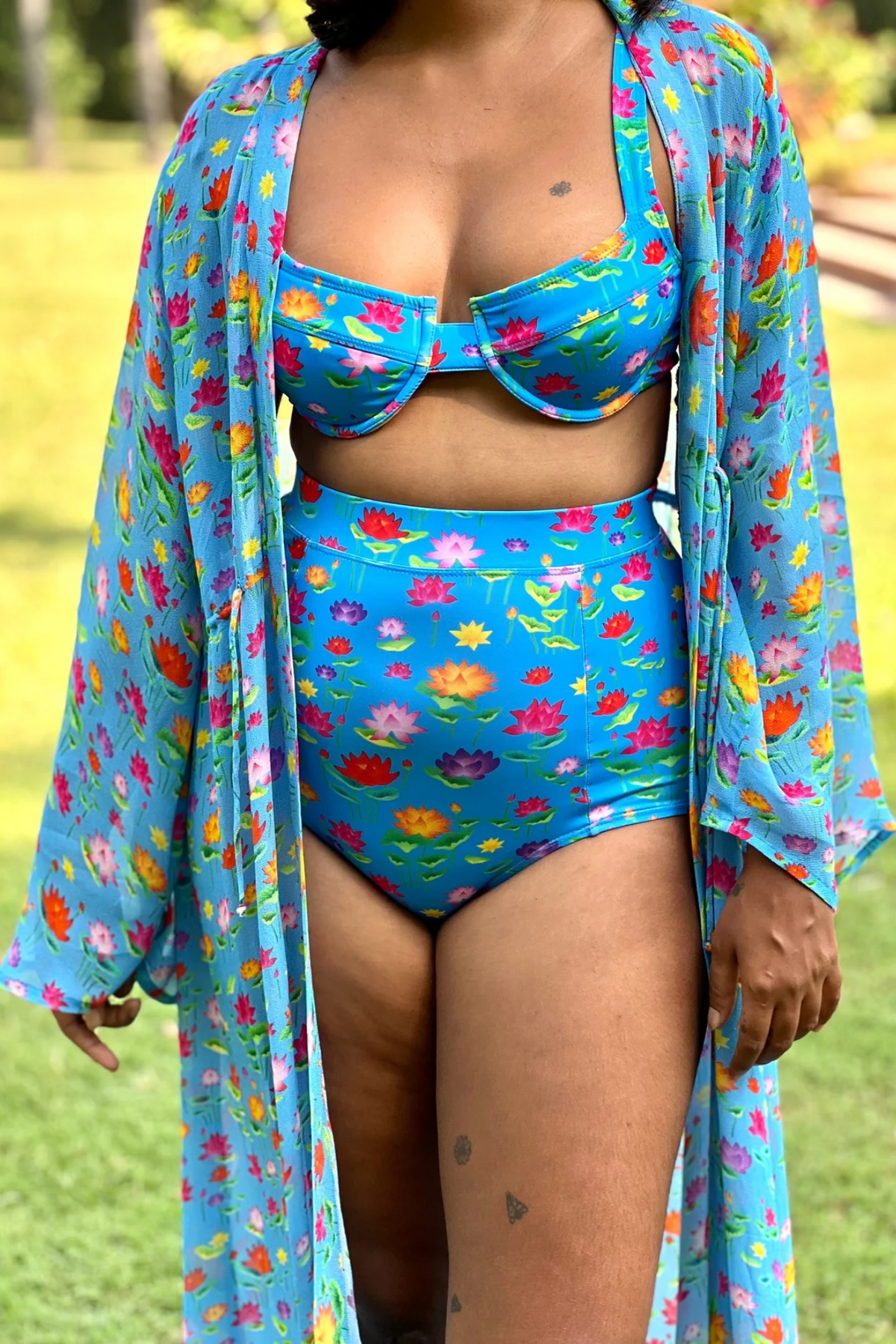 Kaftan with Drawstring Waist - Lotus Pond