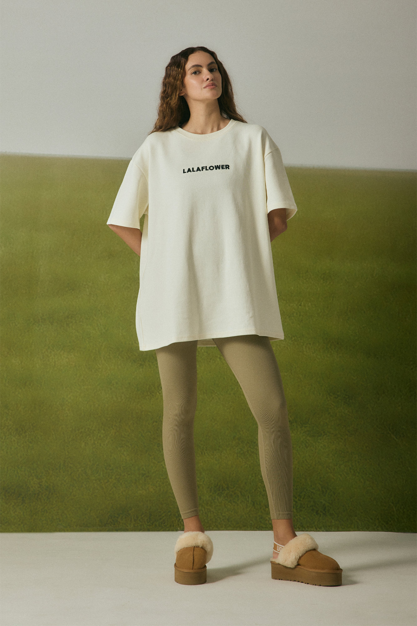 OFF-WHITE OVERSIZED T-SHIRT IN THE LALA GARDEN PRINT
