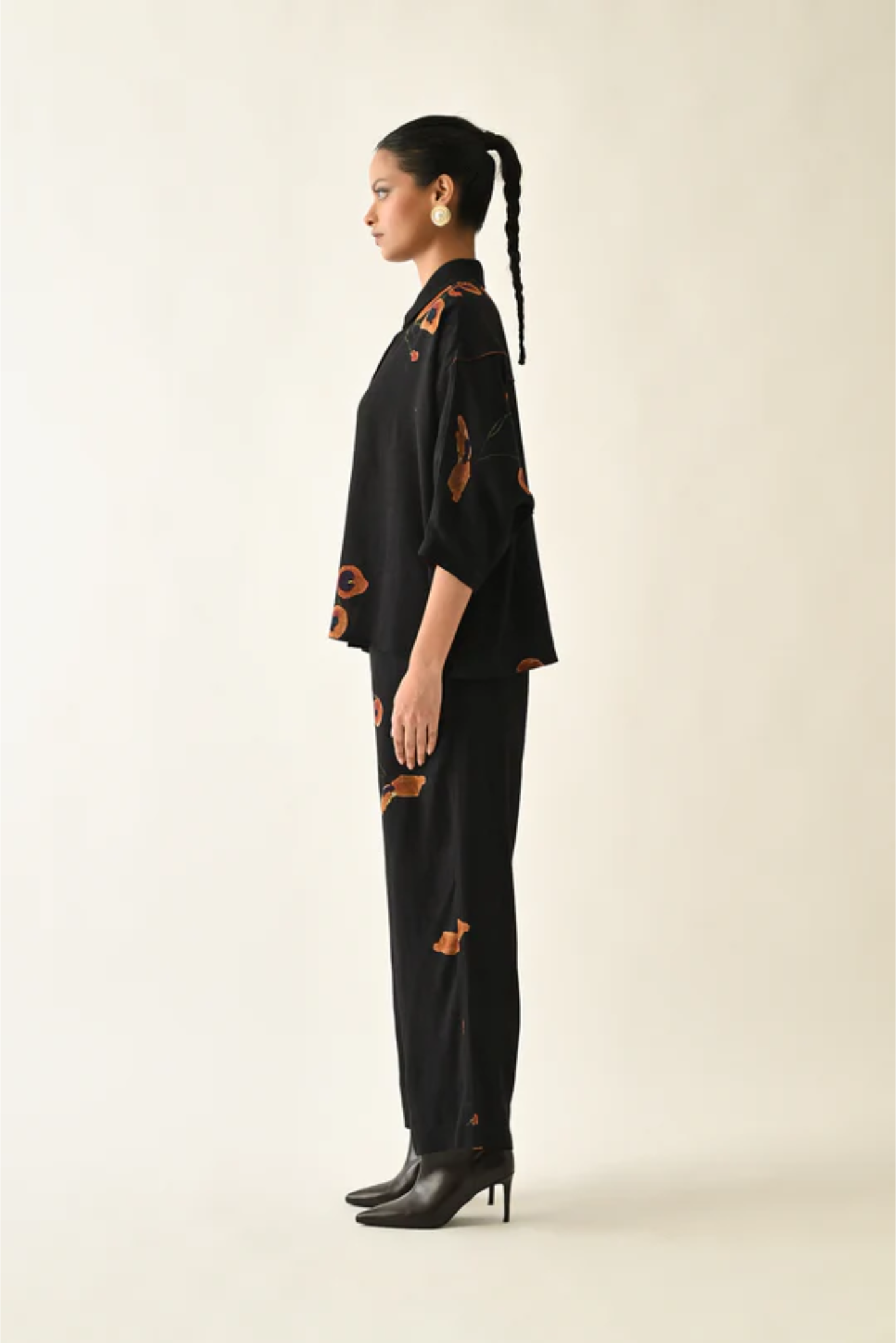 Winter Daffodil Ae Shirt