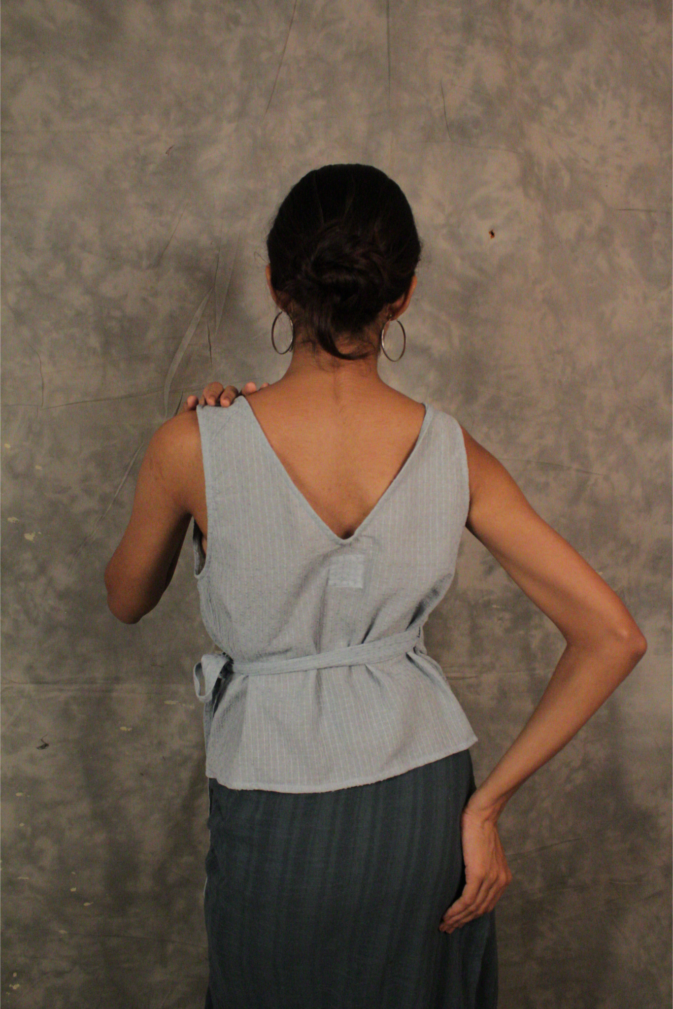 Quiet Knot top - Sky