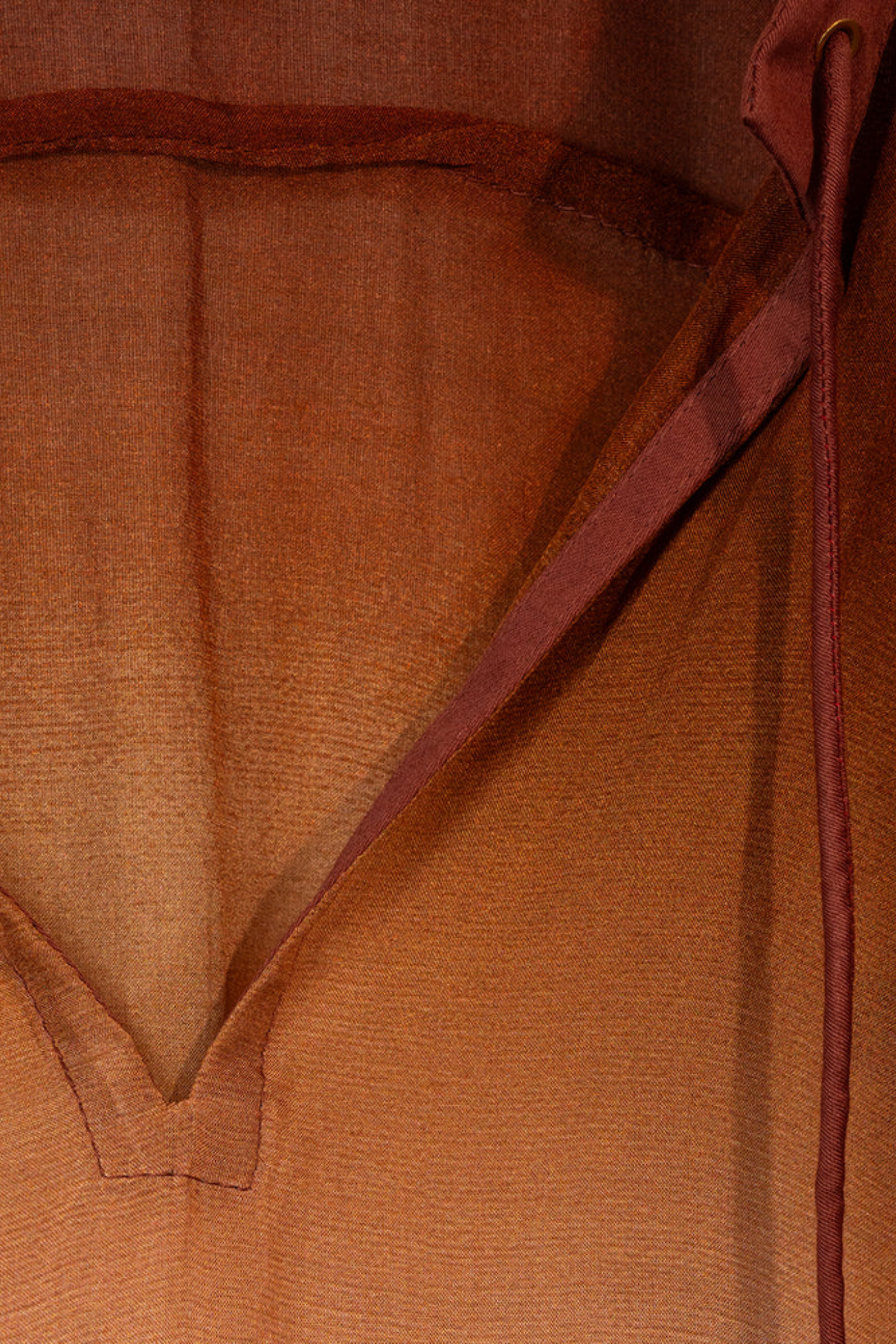 COURTROOM TOP