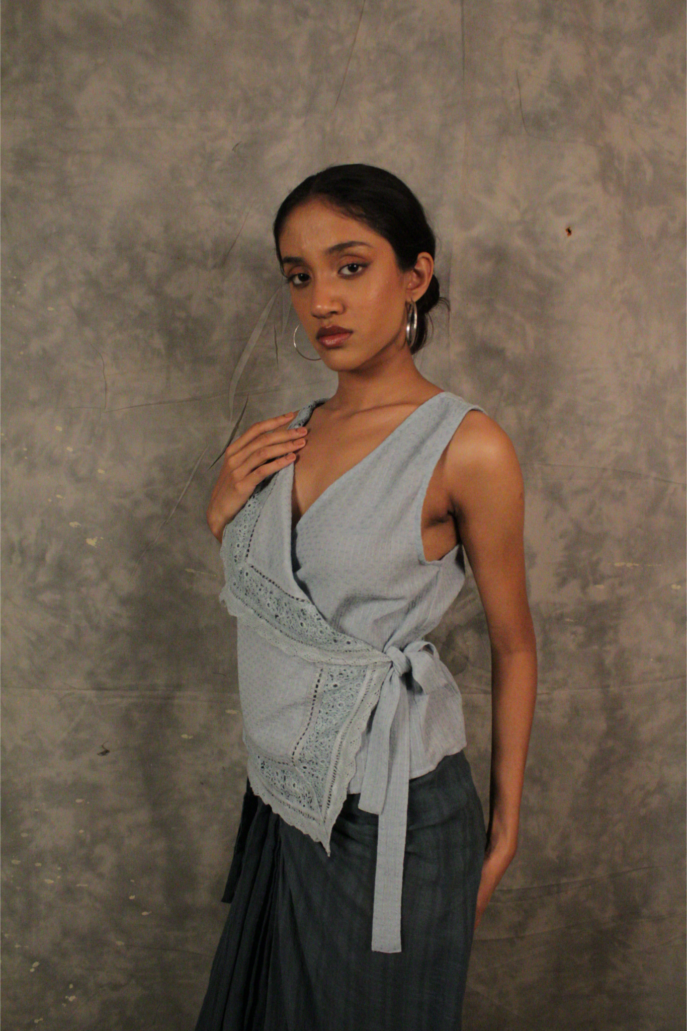 Quiet Knot top - Sky