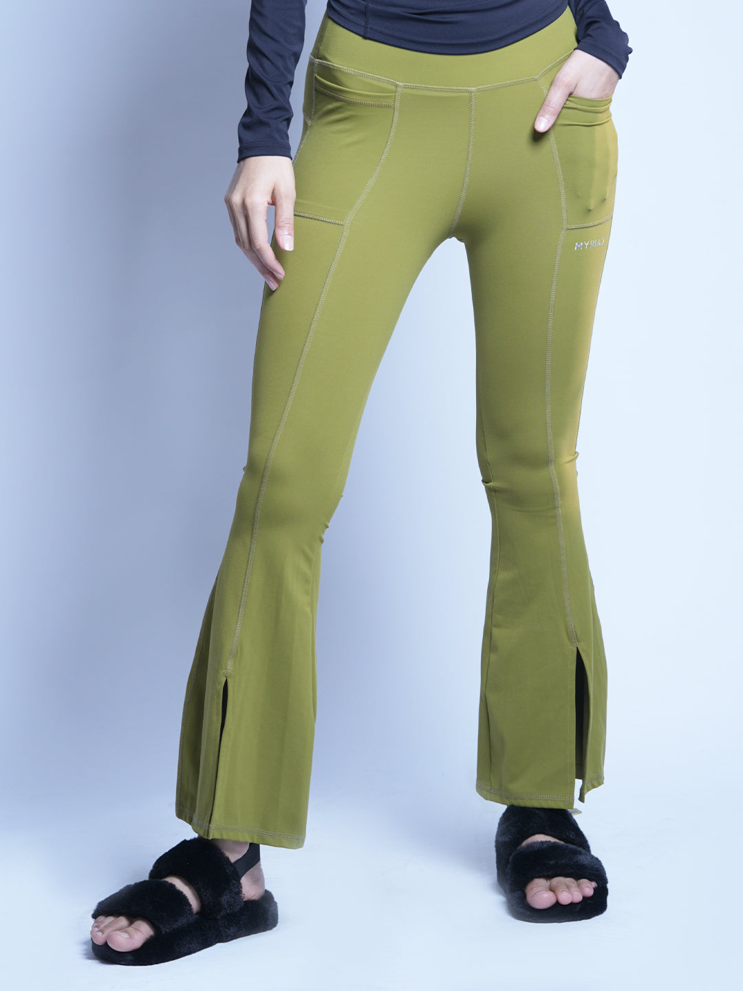 Essential Bootcut Pants - Olive