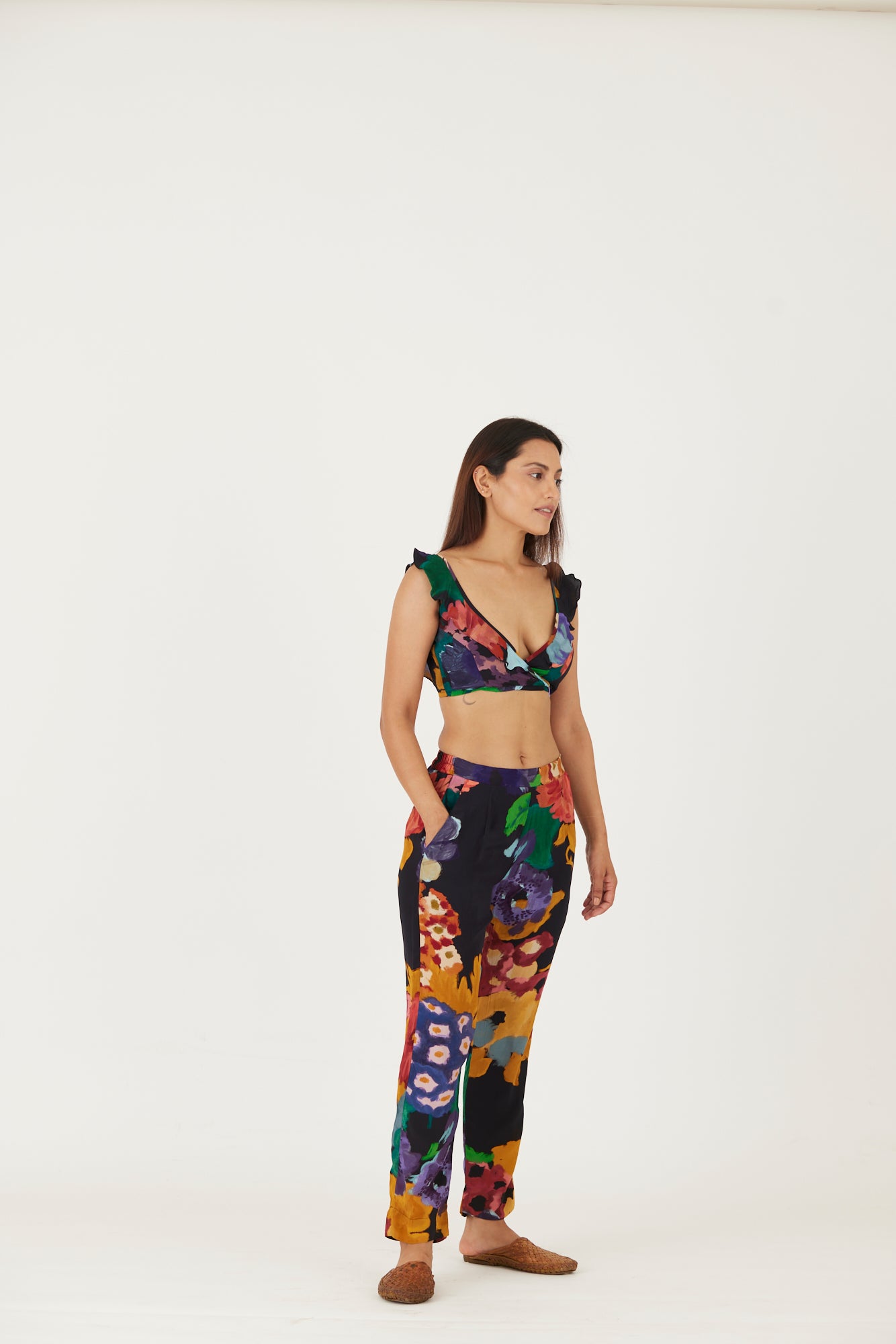 FARAH BLACK BRALETTE & PANTS SET