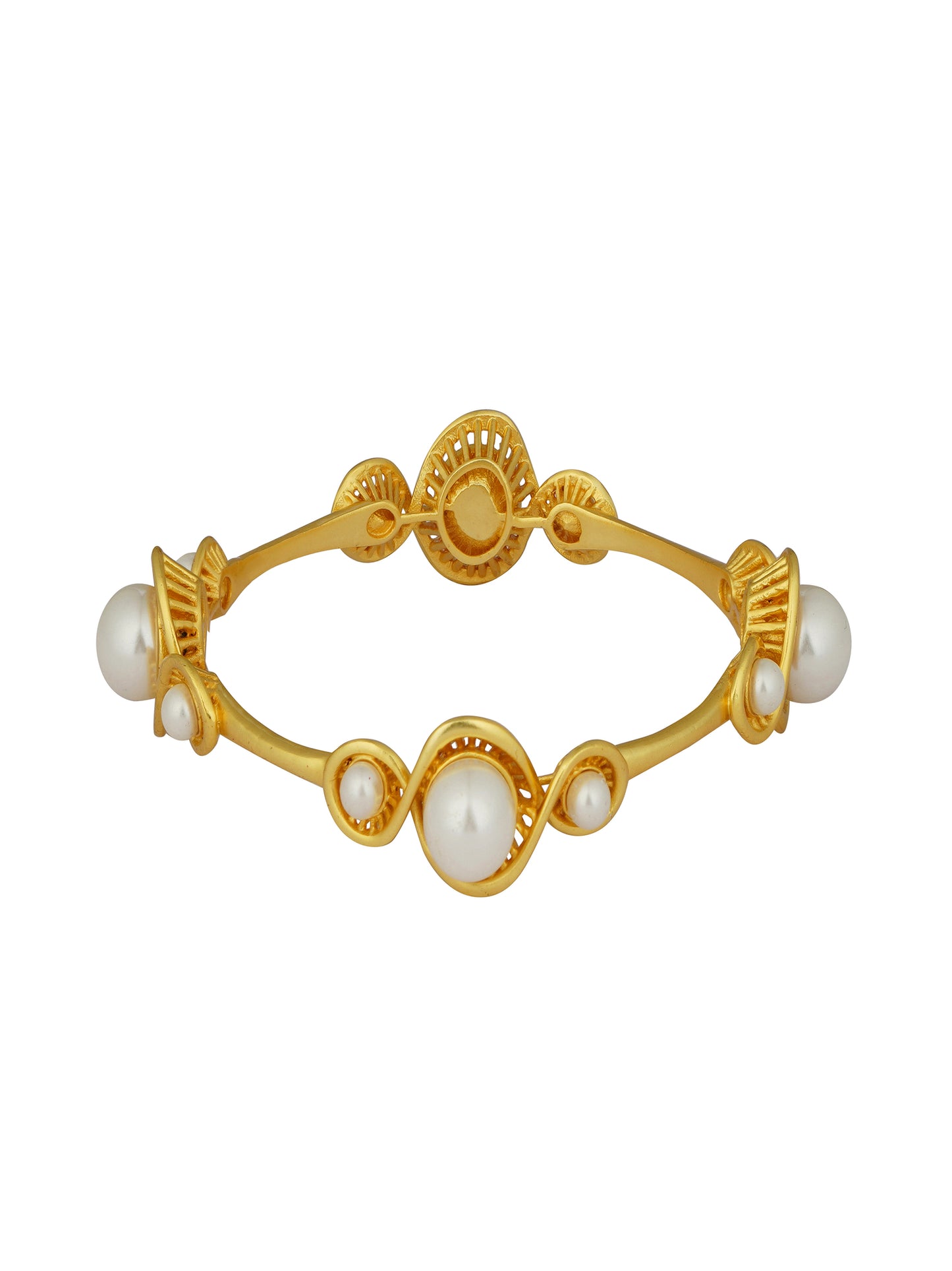 Pretty in Pearls Bangle